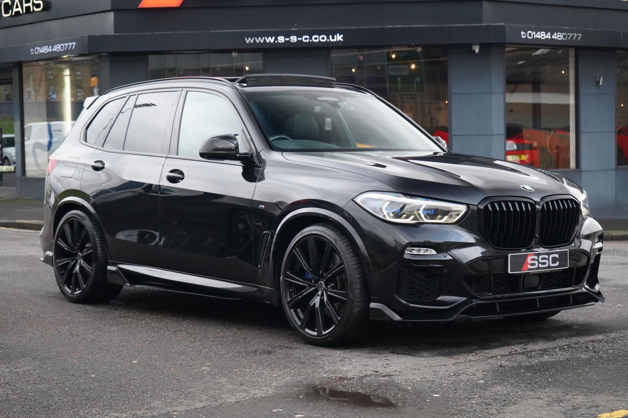 BMW X5 DIESEL ESTATE xDrive40d MHT M Sport 5dr Auto for sale UK - Slide 4