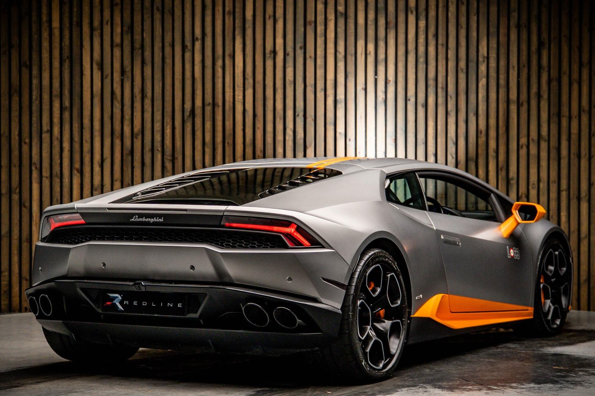 LAMBORGHINI HURACAN COUPE SPECIAL EDITION LP 610-4 Avio 2dr LDF for sale UK - Slide 4