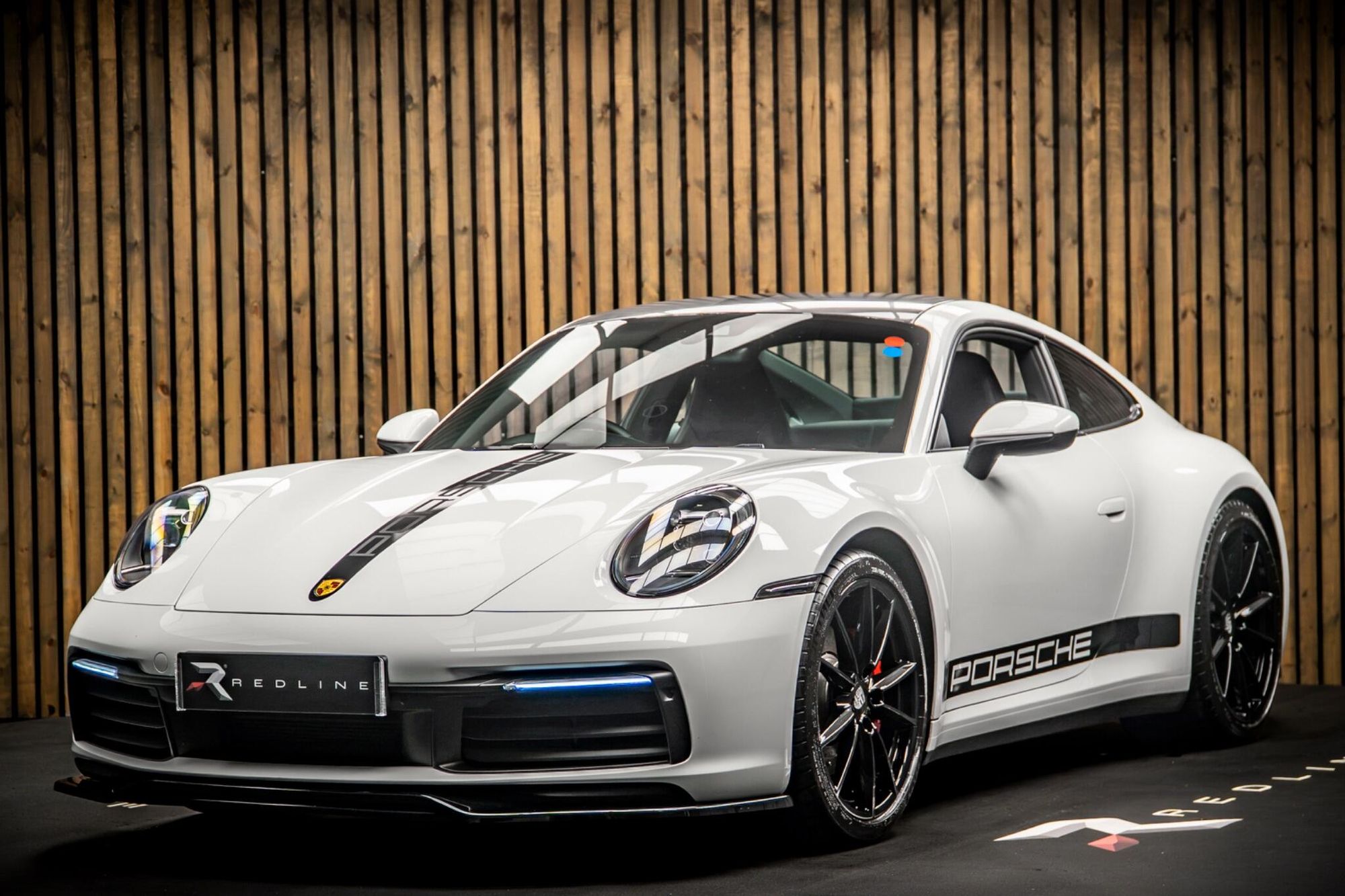 PORSCHE 911 [992] CARRERA 4 COUPE S 2dr PDK for sale UK - Slide 8