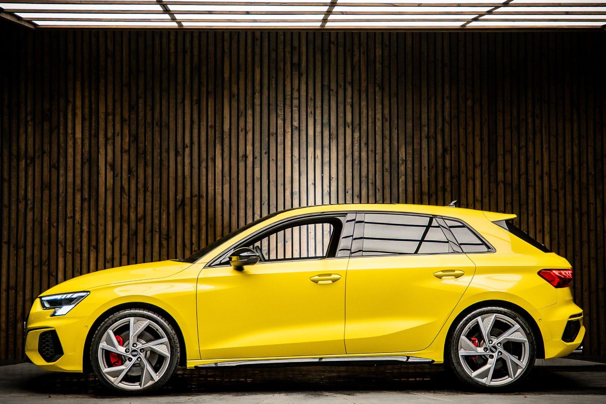 AUDI A3 SPORTBACK S3 TFSI Quattro Vorsprung 5dr S Tronic for sale UK - Slide 7