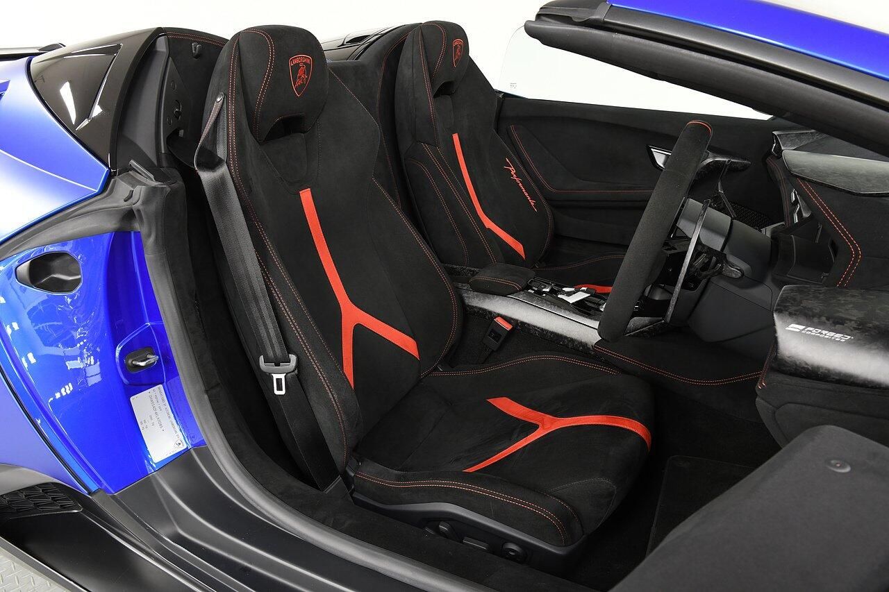 LAMBORGHINI HURACAN SPYDER LP 640-4 Performante 2dr LDF for sale UK - Slide 7