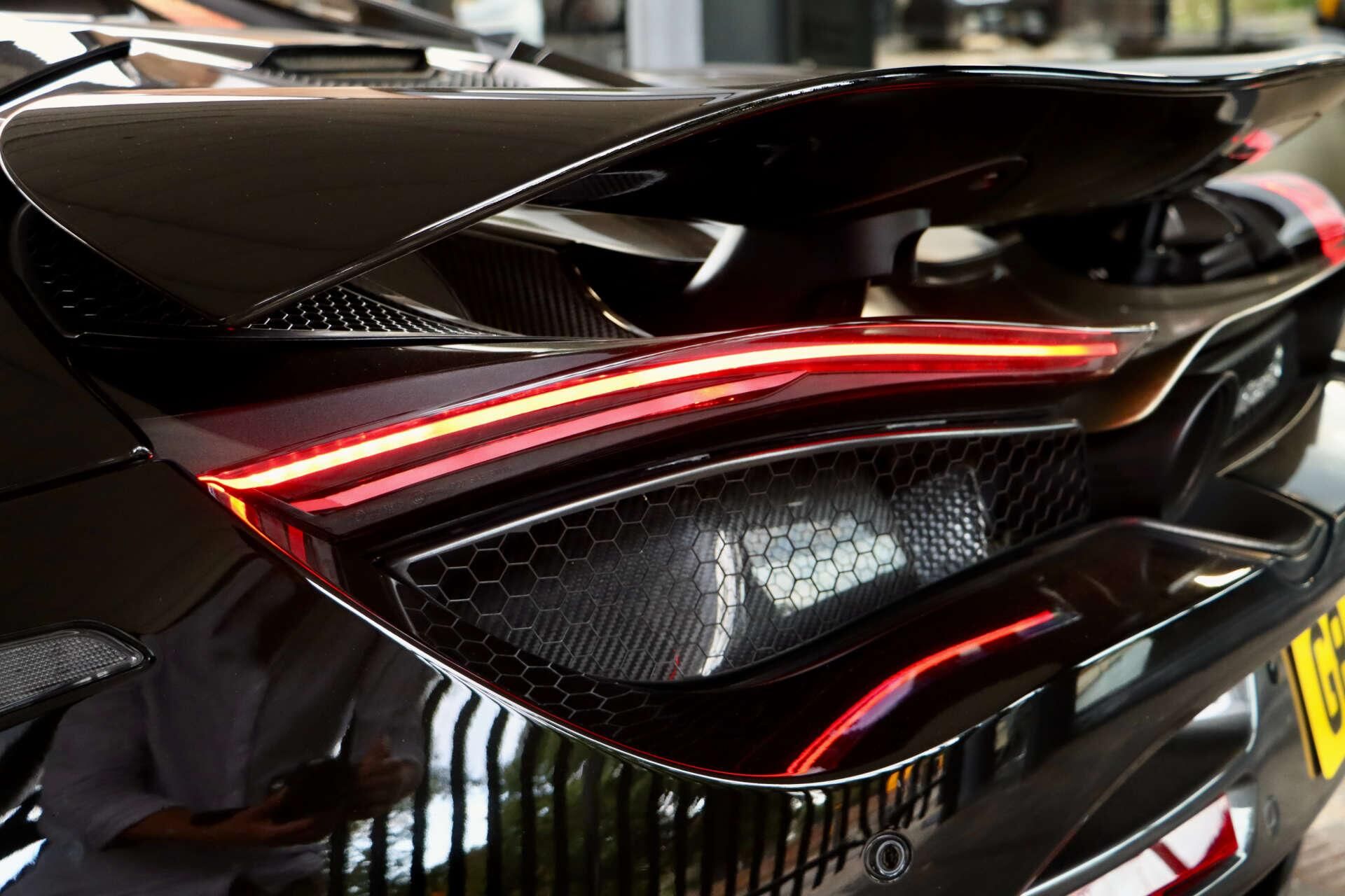 MCLAREN 720 S SPIDER V8 2dr SSG Auto for sale UK - Slide 6