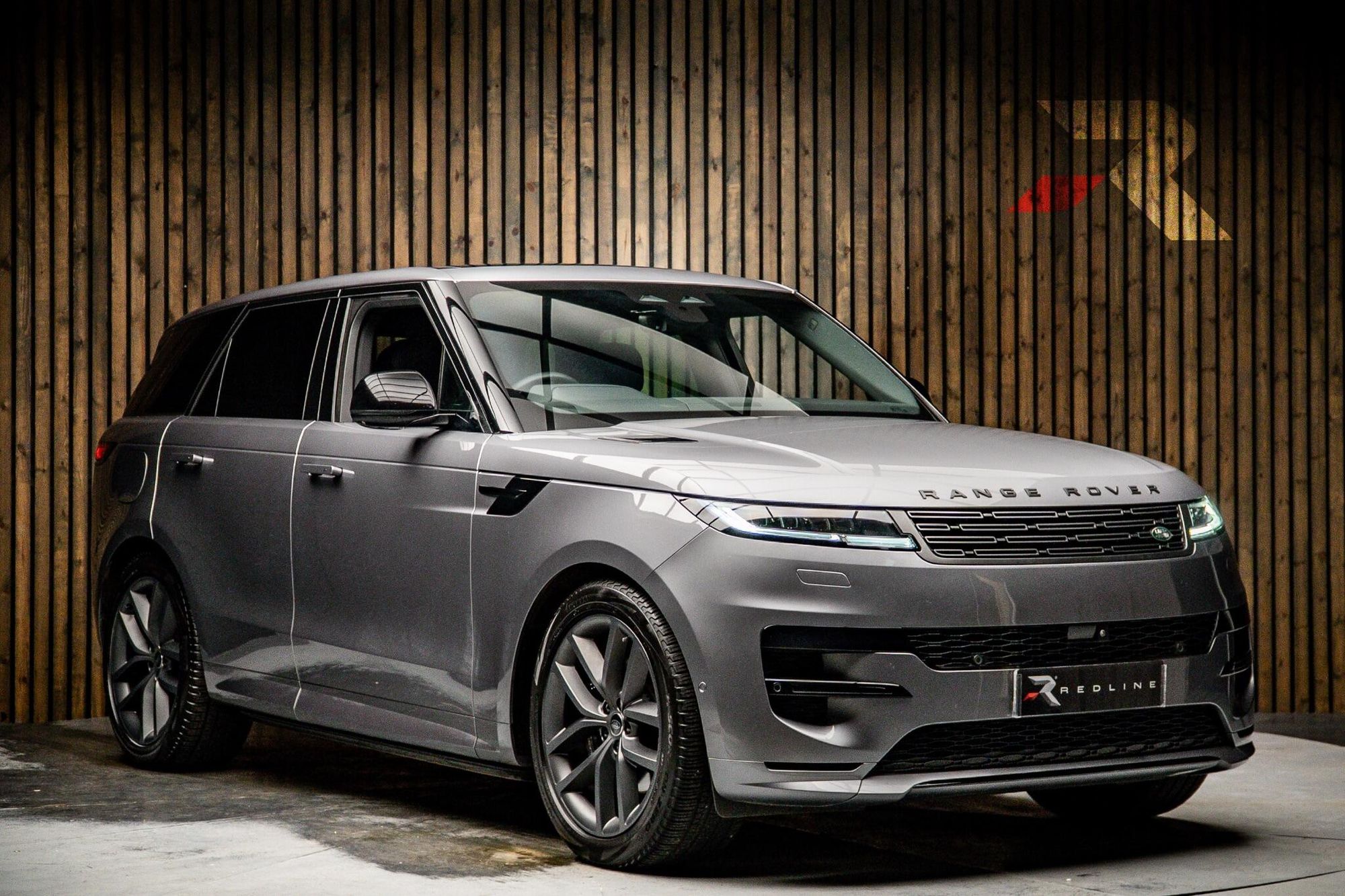 LAND ROVER RANGE ROVER SPORT ESTATE 3.0 P400 Dynamic SE 5dr Auto for sale UK