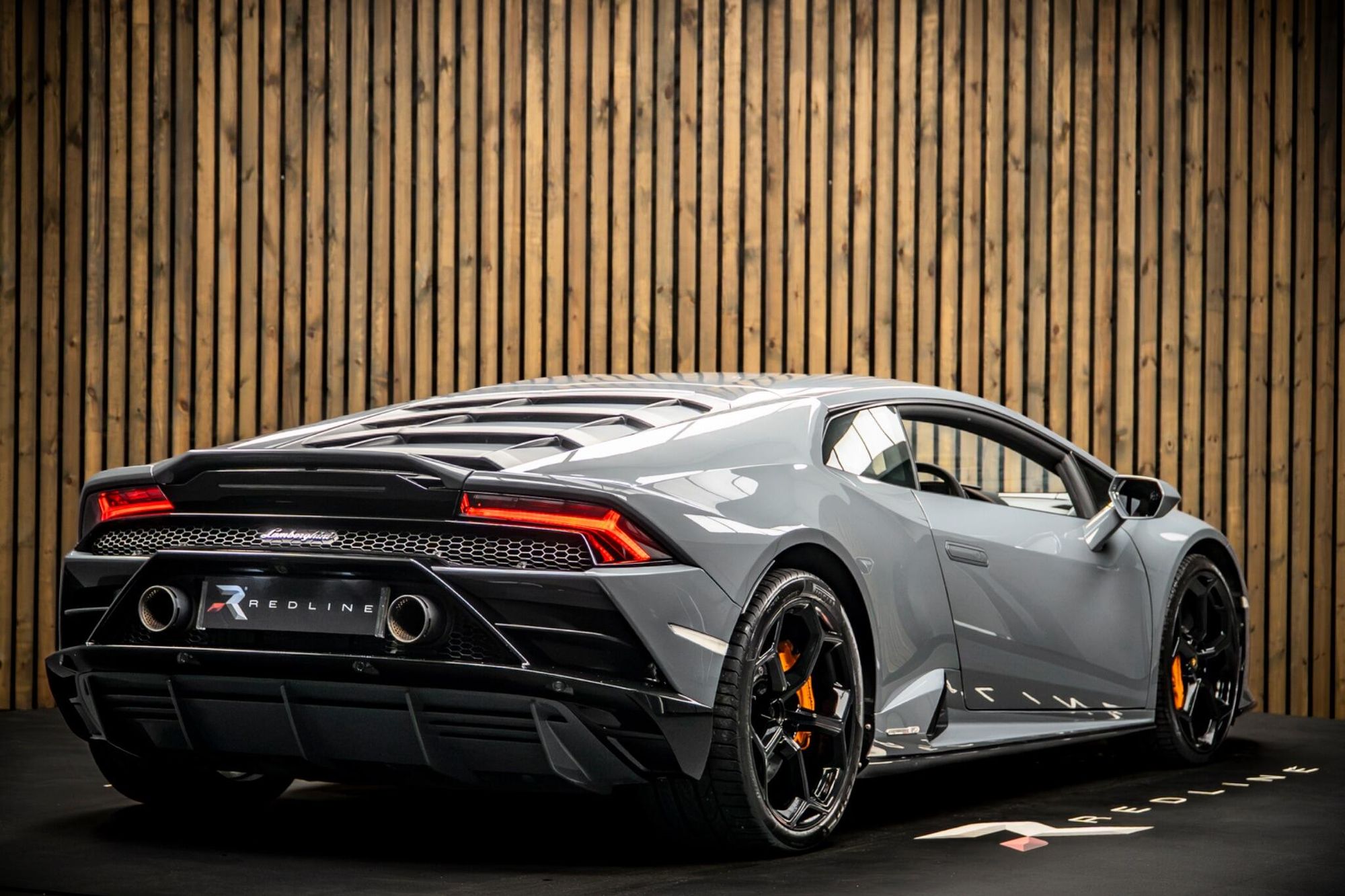 LAMBORGHINI HURACAN COUPE LP 640-4 Performante 2dr LDF for sale UK - Slide 4