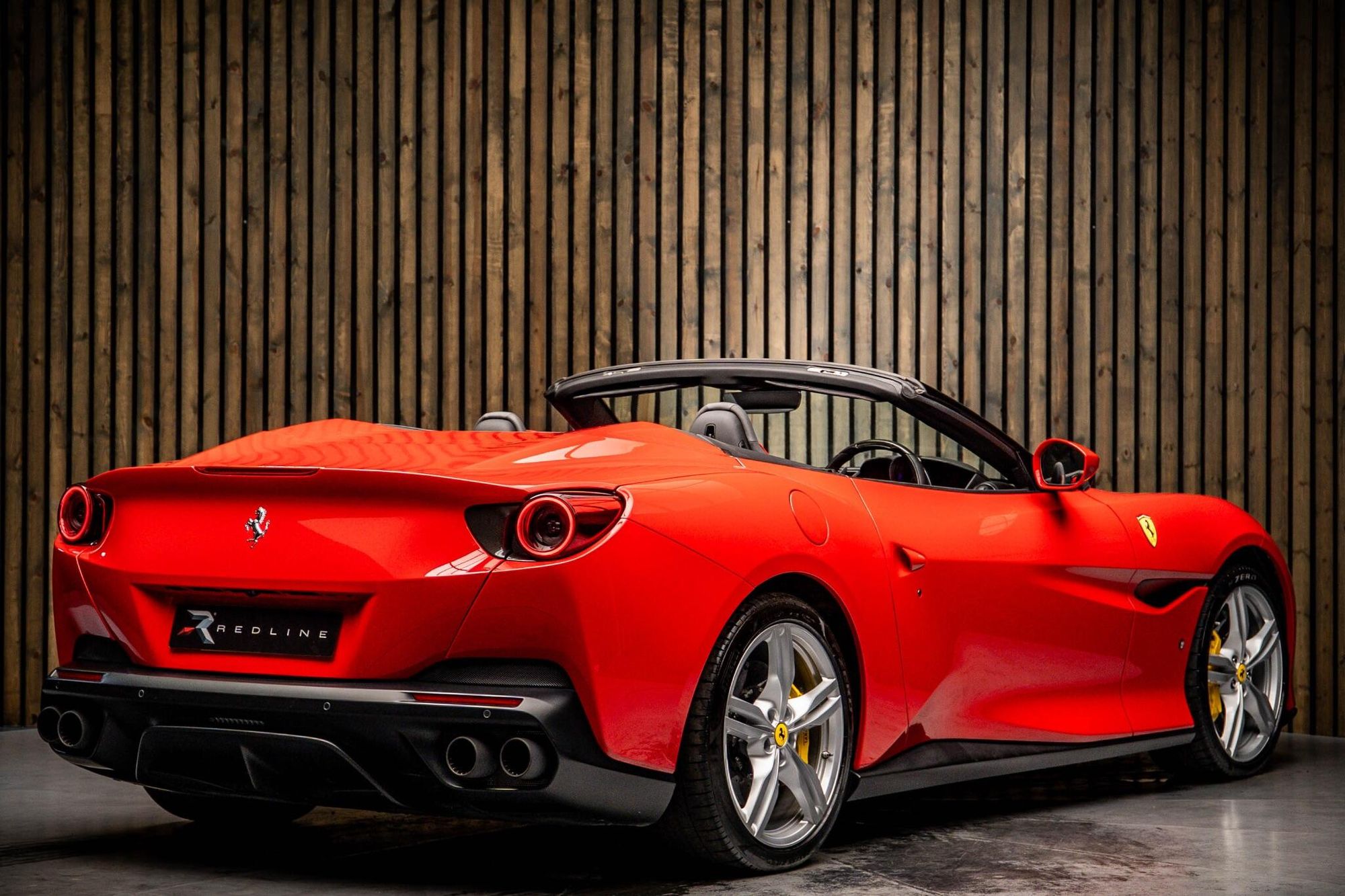 FERRARI PORTOFINO CONVERTIBLE GT 2dr Auto for sale UK - Slide 4