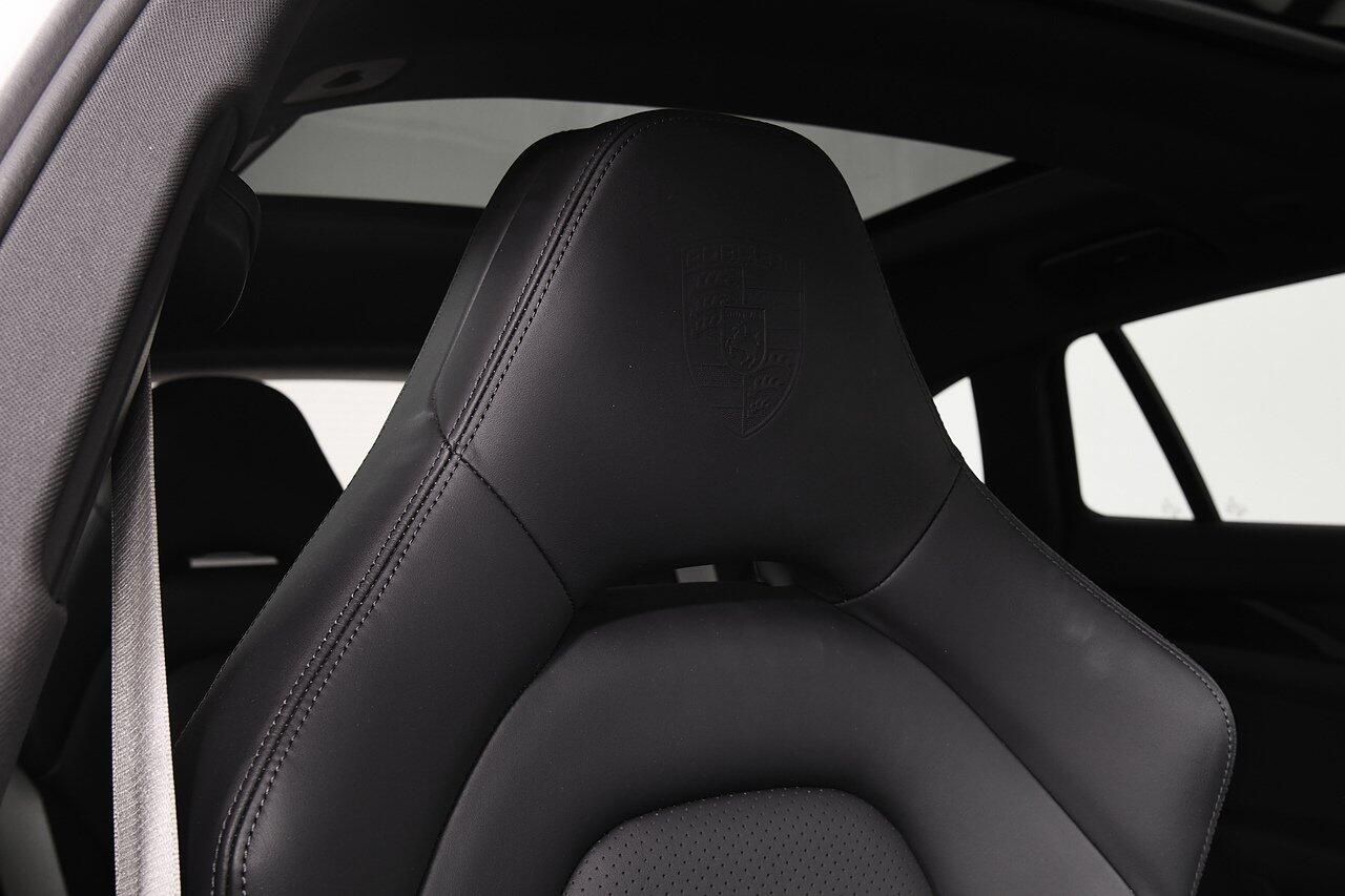 PORSCHE PANAMERA SPORT TURISMO 2.9 V6 4S E-Hybrid 5dr PDK for sale UK - Slide 9