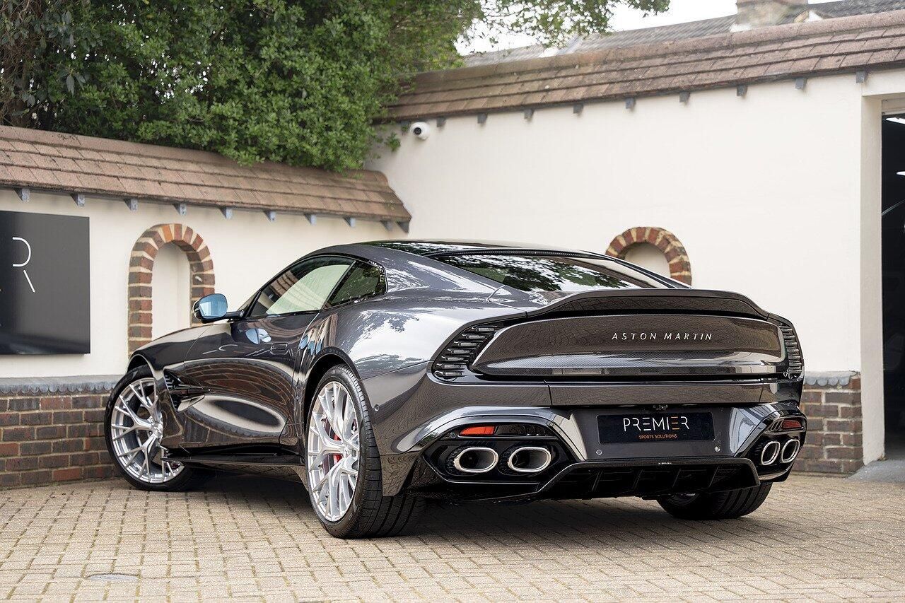 ASTON MARTIN VANQUISH COUPE V12 2dr Auto for sale UK - Slide 6