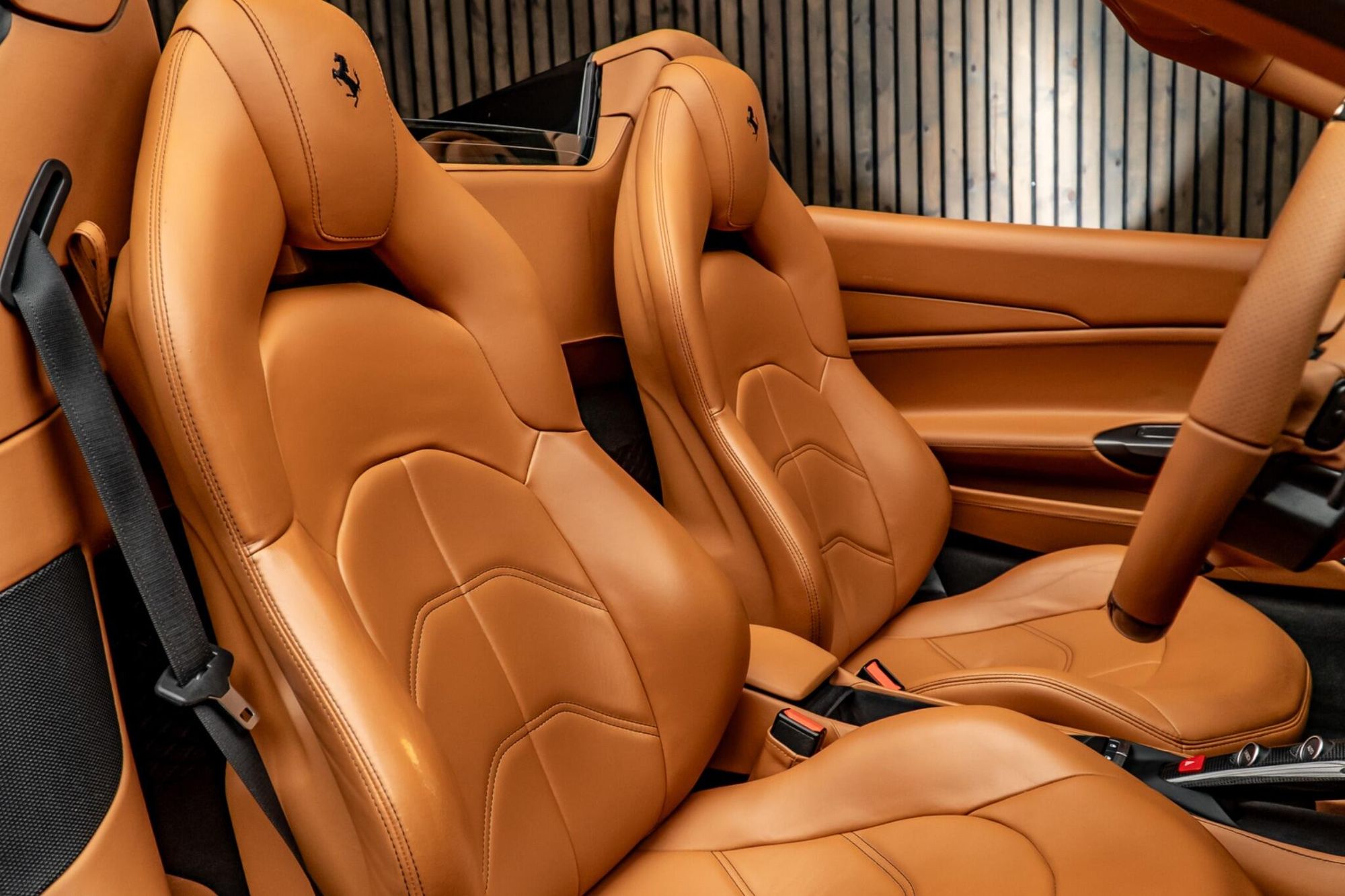 FERRARI 488 CONVERTIBLE Spider 2dr Auto for sale UK - Slide 2