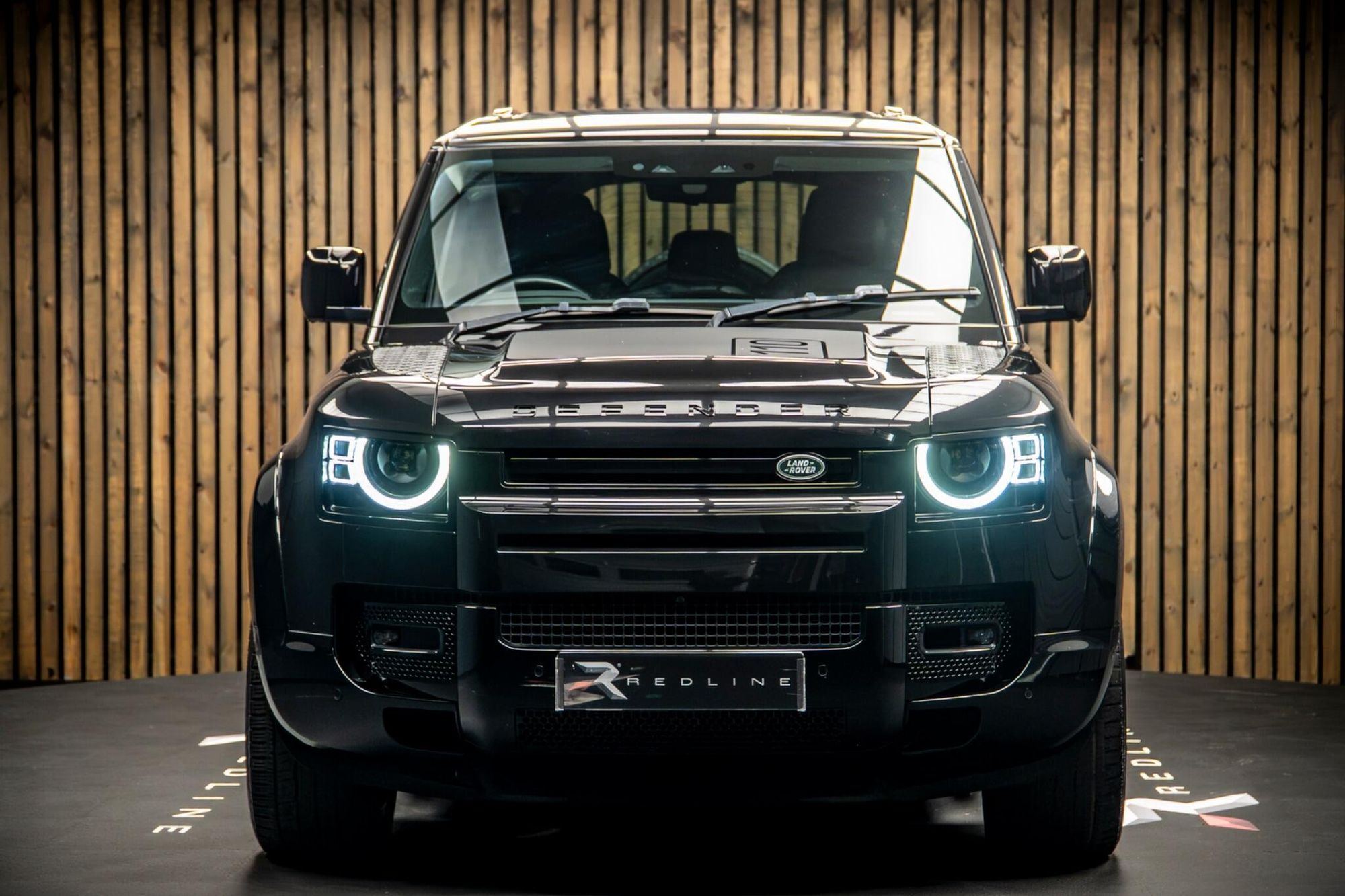LAND ROVER DEFENDER ESTATE SPECIAL EDITIONS 3.0 D250 XS Edition 110 5dr Auto for sale UK - Slide 5