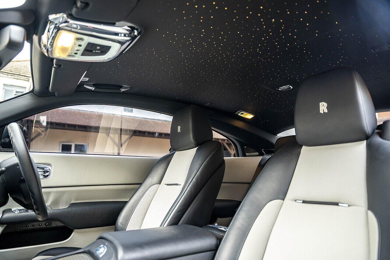 ROLLS-ROYCE WRAITH COUPE Black Badge 2dr Auto for sale UK - Slide 9
