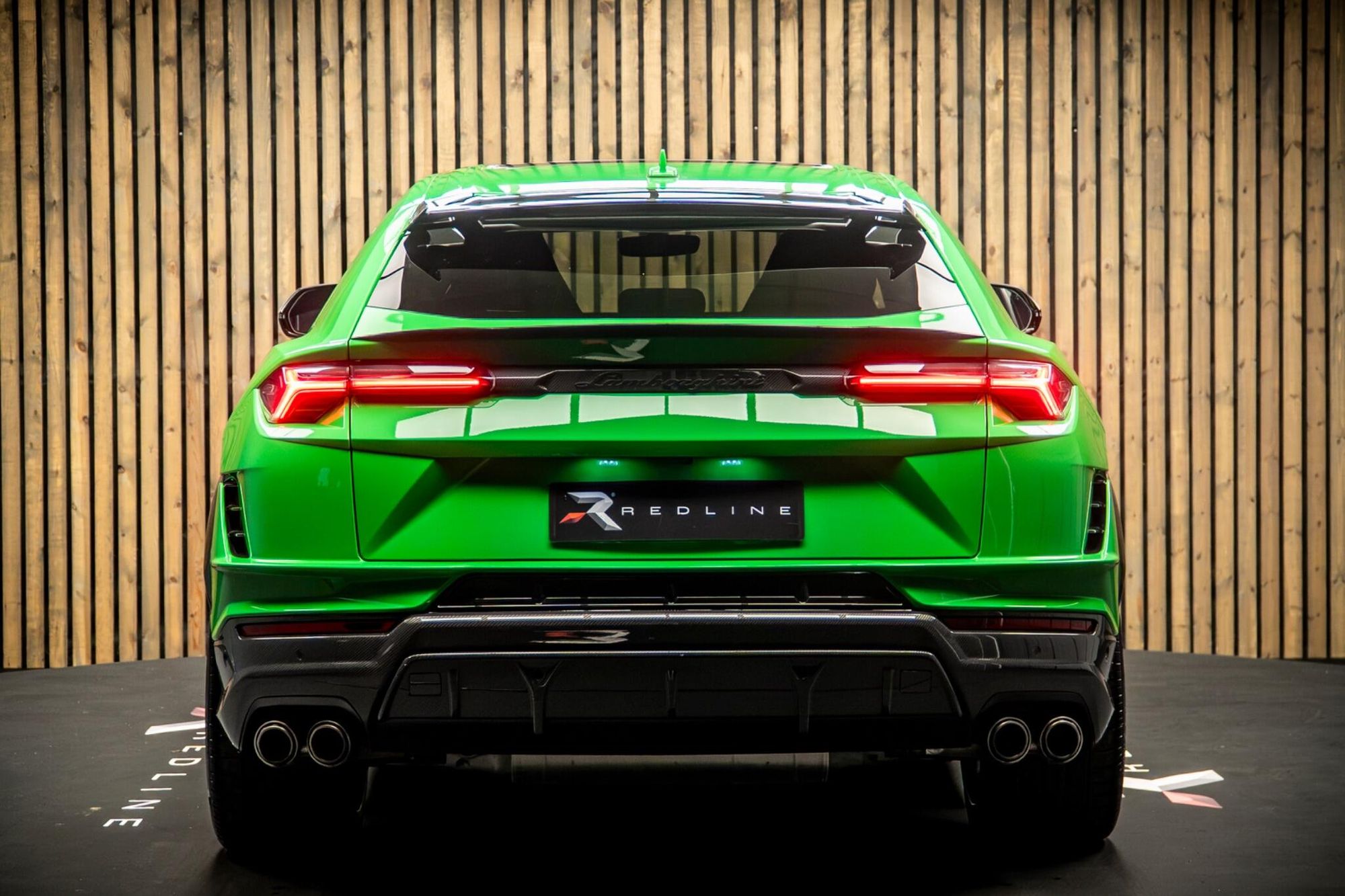 LAMBORGHINI URUS ESTATE 4.0T FSI V8 Performante 5dr Auto for sale UK - Slide 6