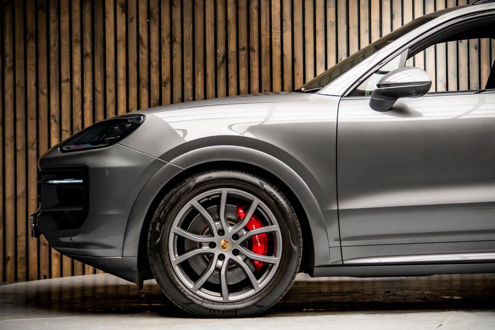 PORSCHE CAYENNE ESTATE S 5dr Tiptronic S for sale UK - Slide 9