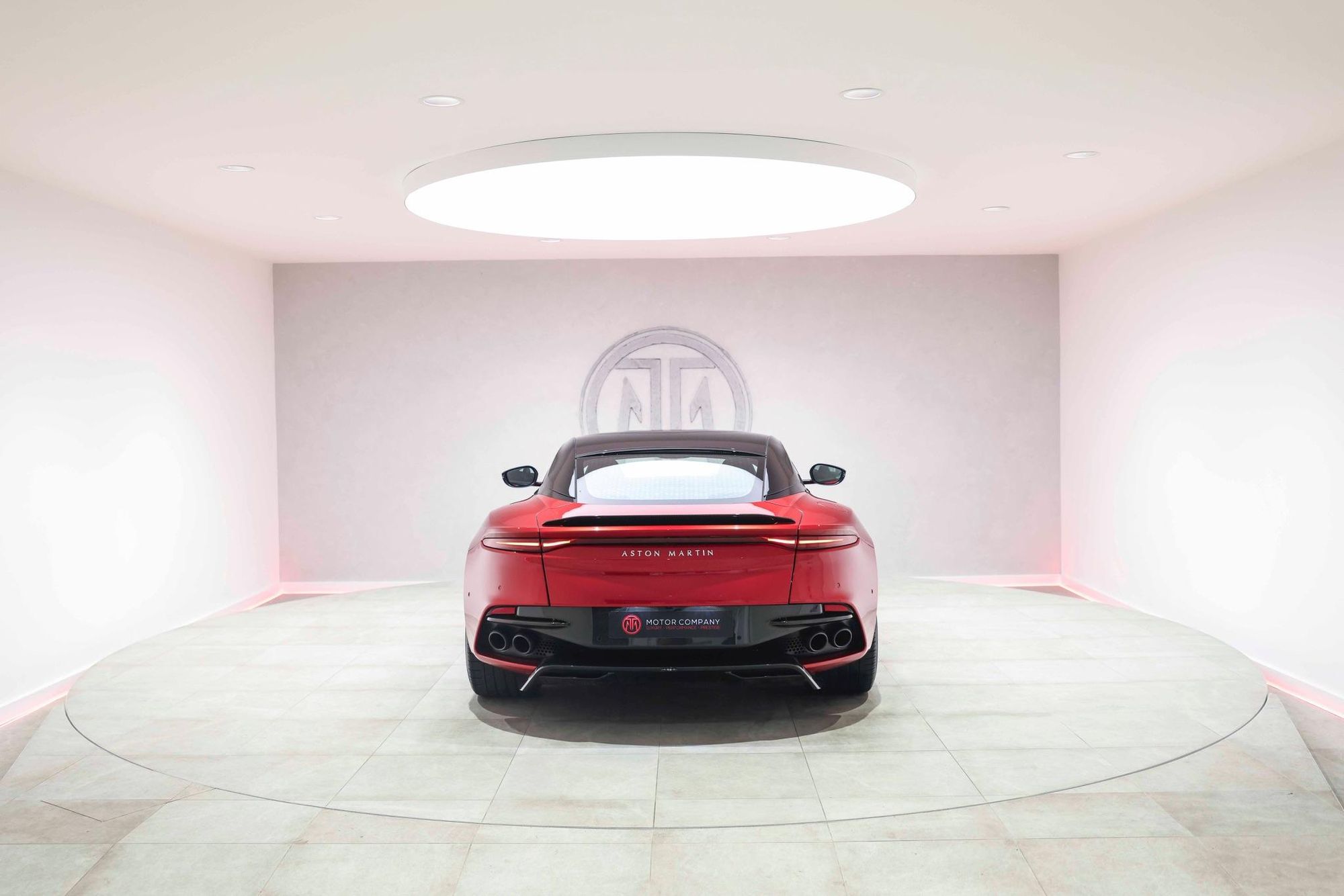 ASTON MARTIN DBS COUPE V12 Superleggera 2dr Touchtronic Auto for sale UK - Slide 10