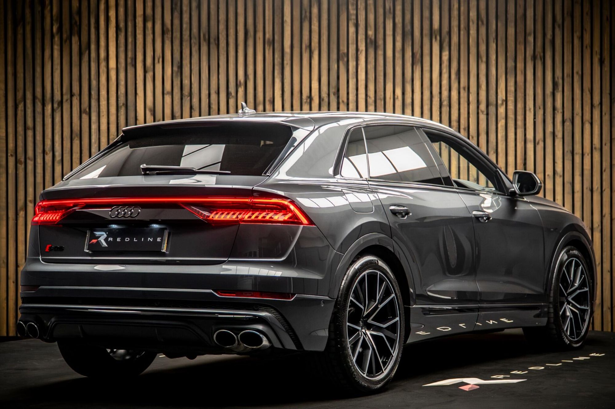 AUDI Q8 ESTATE SQ8 TFSI Quattro Vorsprung 5dr Tiptronic for sale UK - Slide 4