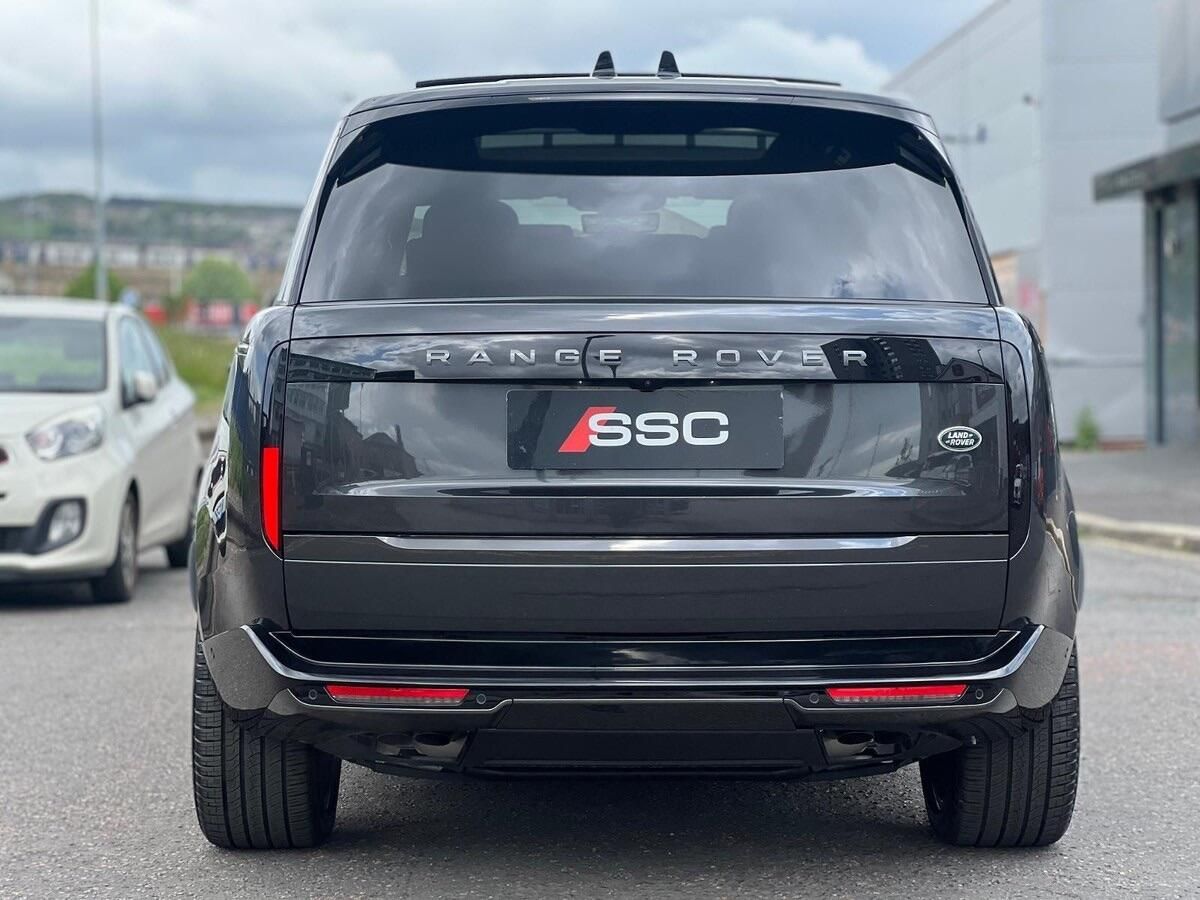 LAND ROVER RANGE ROVER DIESEL ESTATE 3.0 D350 Autobiography LWB 4dr Auto [7 Seat] for sale UK - Slide 8