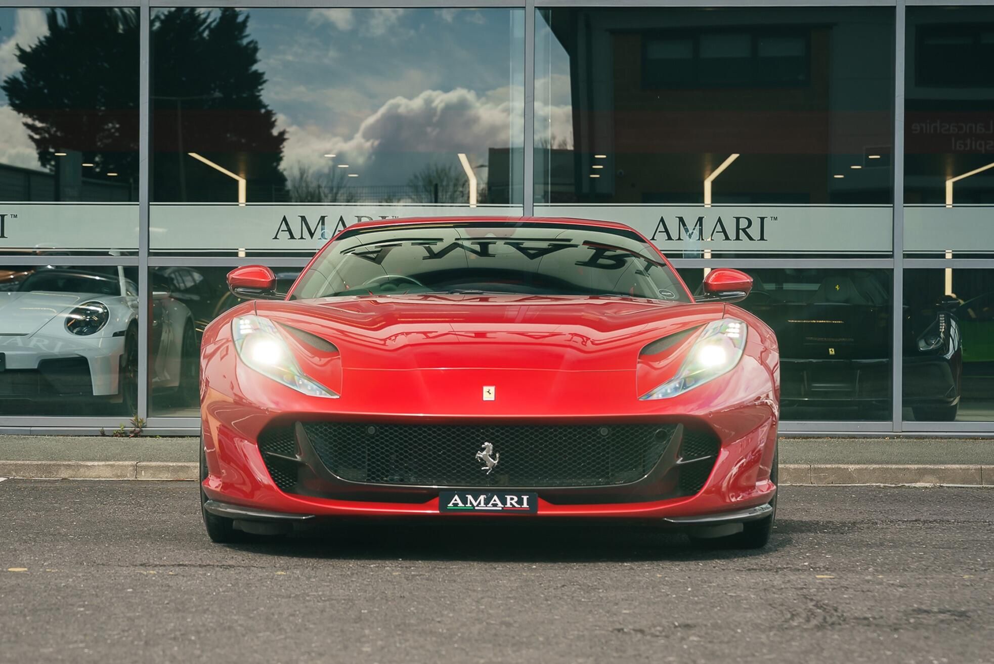 FERRARI 812 SUPERFAST COUPE 2dr Auto for sale UK - Slide 2