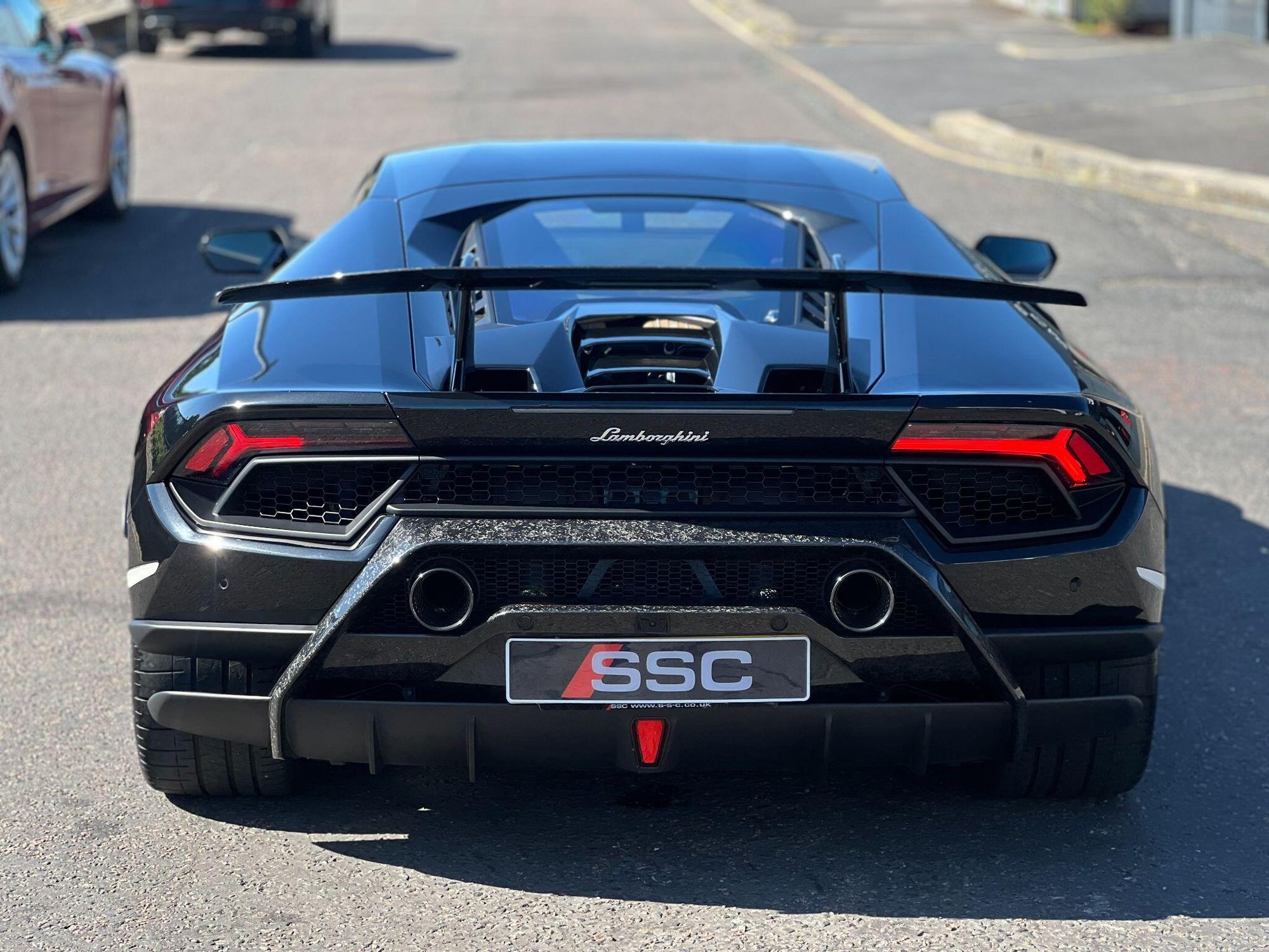LAMBORGHINI HURACAN COUPE LP 640-4 Performante 2dr LDF for sale UK - Slide 8