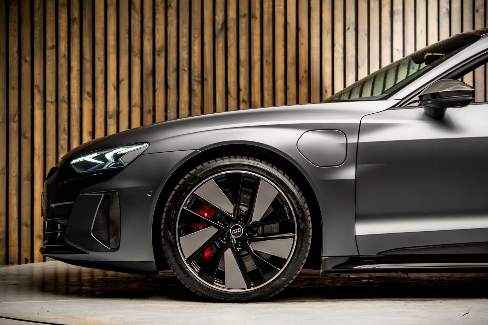 AUDI RS E-TRON GT SALOON 475kW Quattro 93kWh Carbon Vorsprung 4dr Auto for sale UK - Slide 9