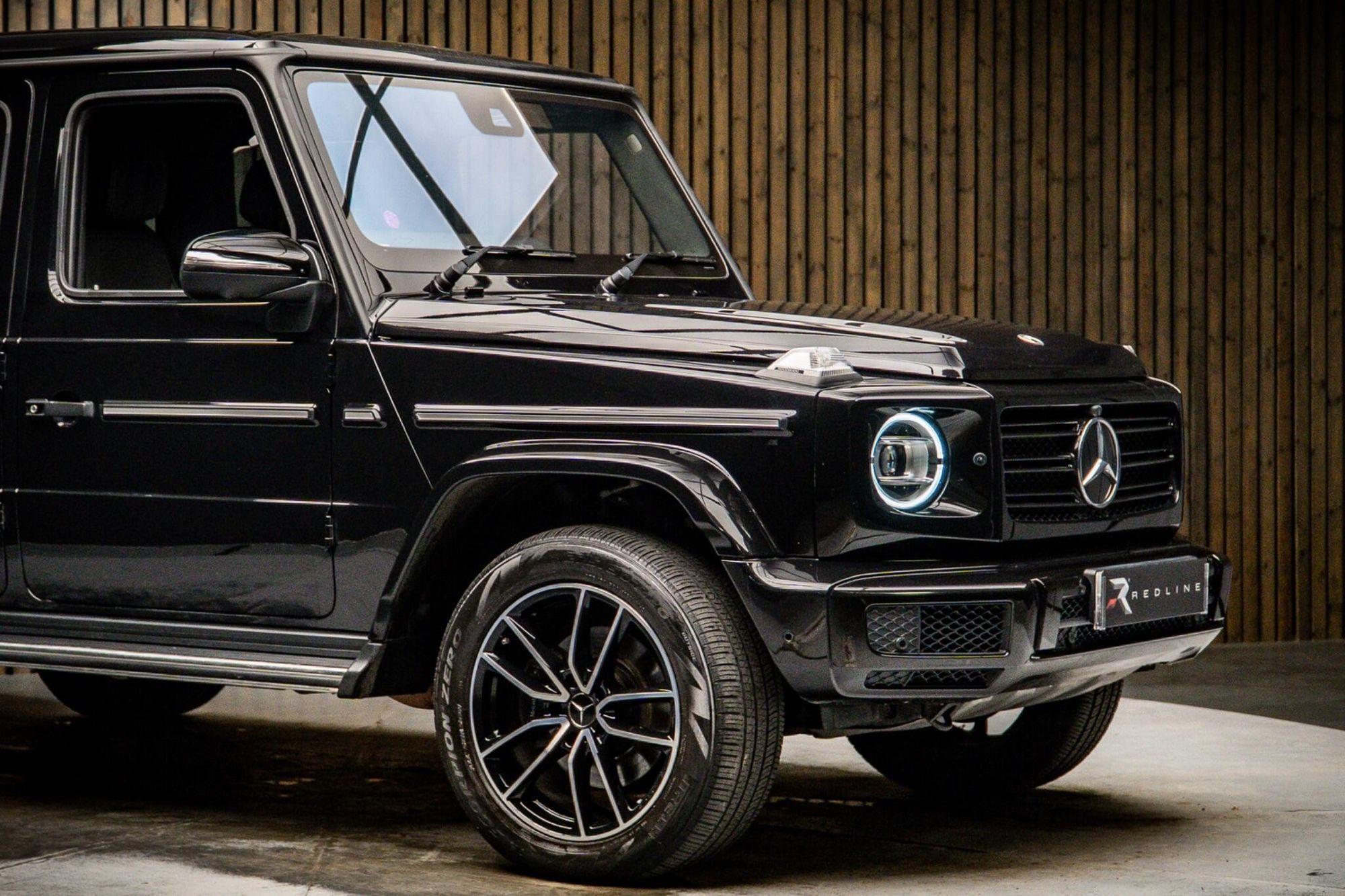MERCEDES-BENZ G CLASS DIESEL STATION WAGON G400d AMG Line Premium Plus 5dr 9G-Tronic for sale UK - Slide 9