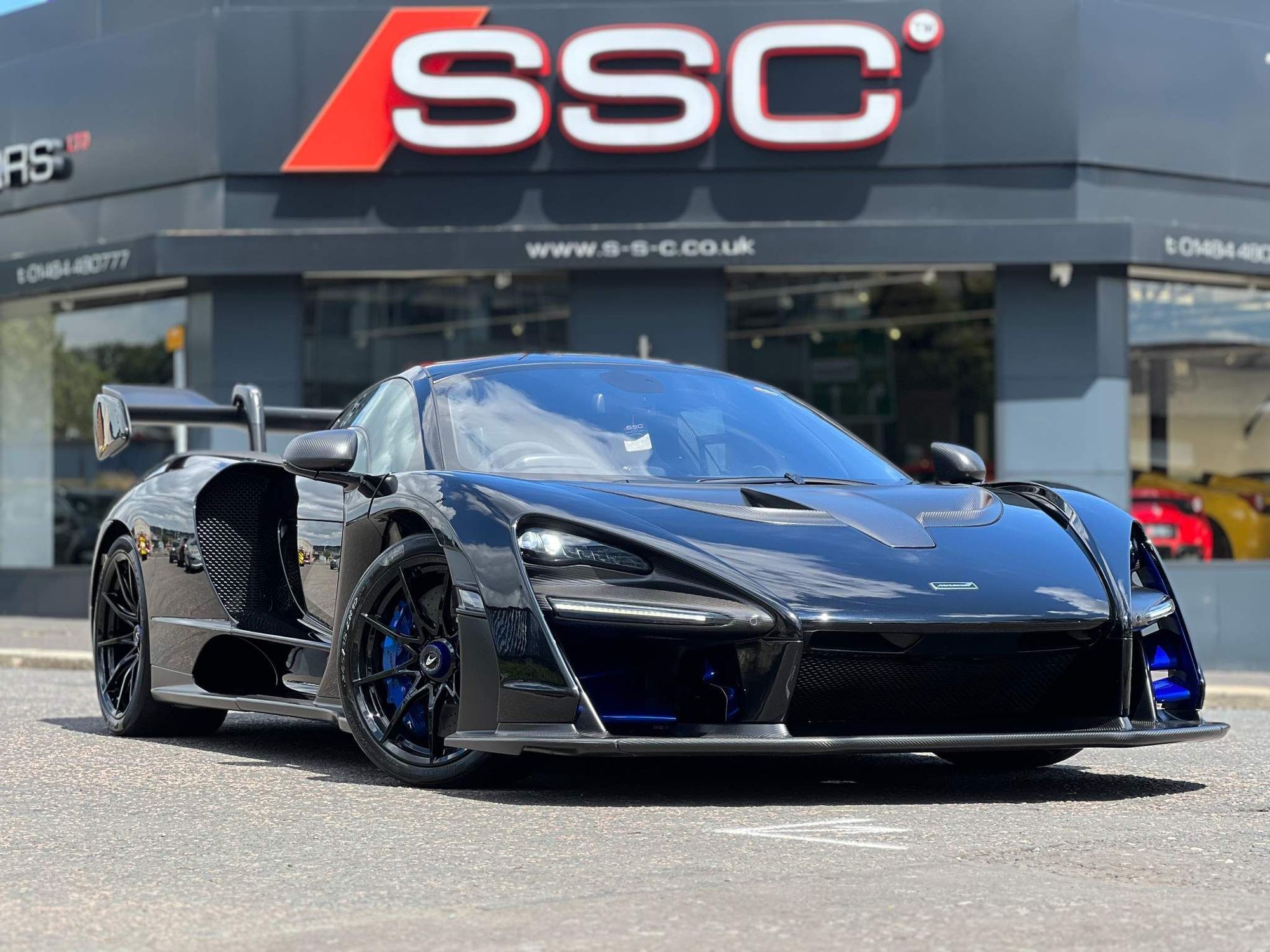MCLAREN SENNA COUPE V8 2dr SSG Auto for sale UK - Slide 6