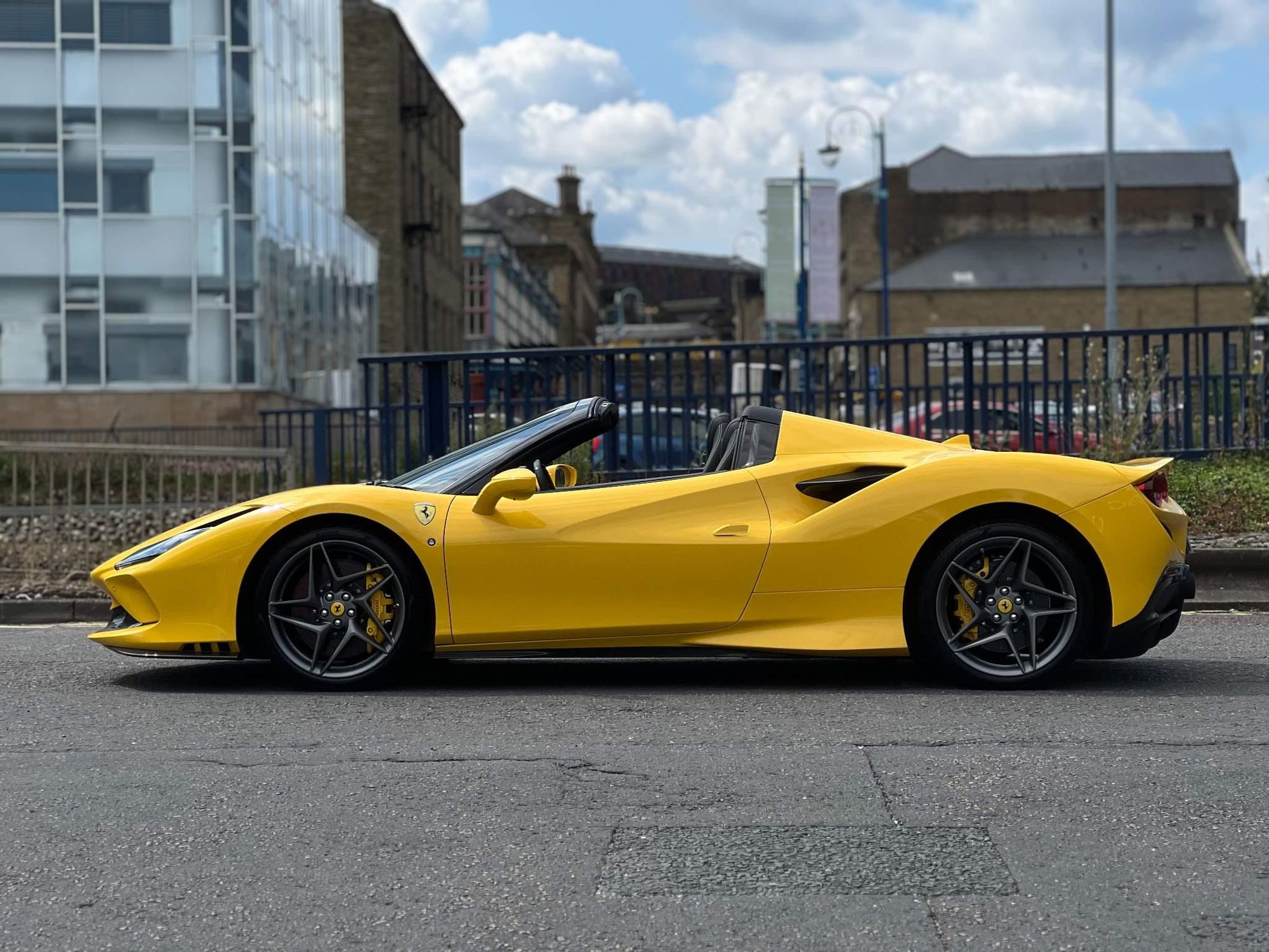 FERRARI F8 SPIDER 2dr Auto for sale UK - Slide 9