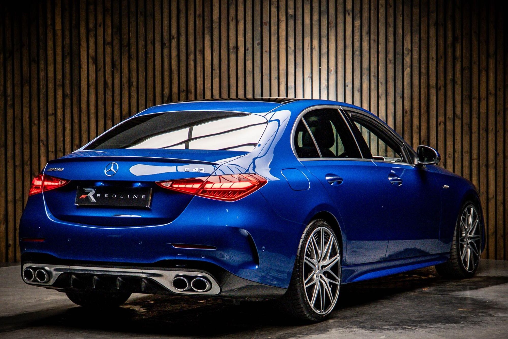 MERCEDES-BENZ C CLASS AMG SALOON C43 4Matic Premium Plus 4dr 9G-Tronic for sale UK - Slide 4