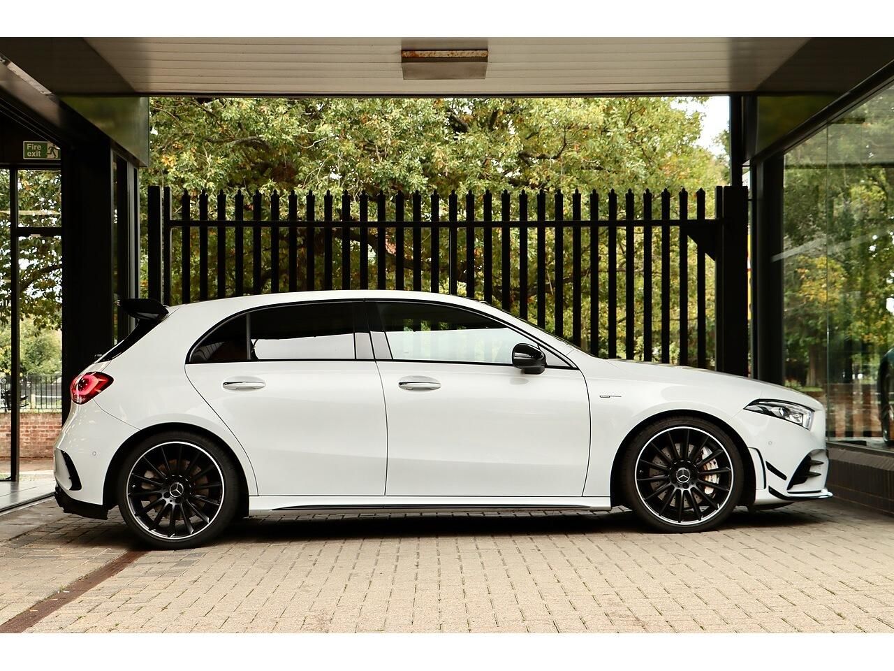 MERCEDES-BENZ A CLASS AMG HATCHBACK A35 4Matic Premium Plus 5dr Auto for sale UK - Slide 3