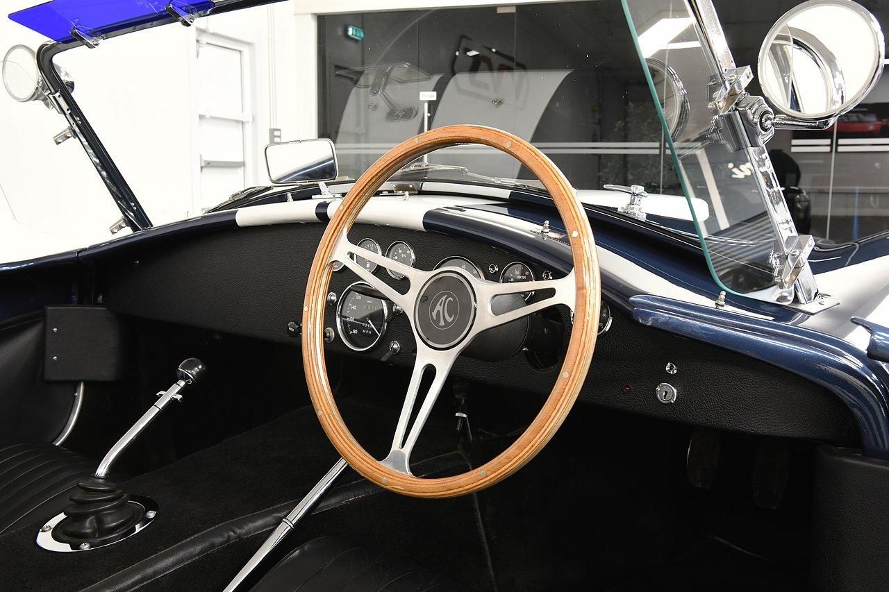 AC ACE CONVERTIBLE 4.6 2dr for sale UK - Slide 5