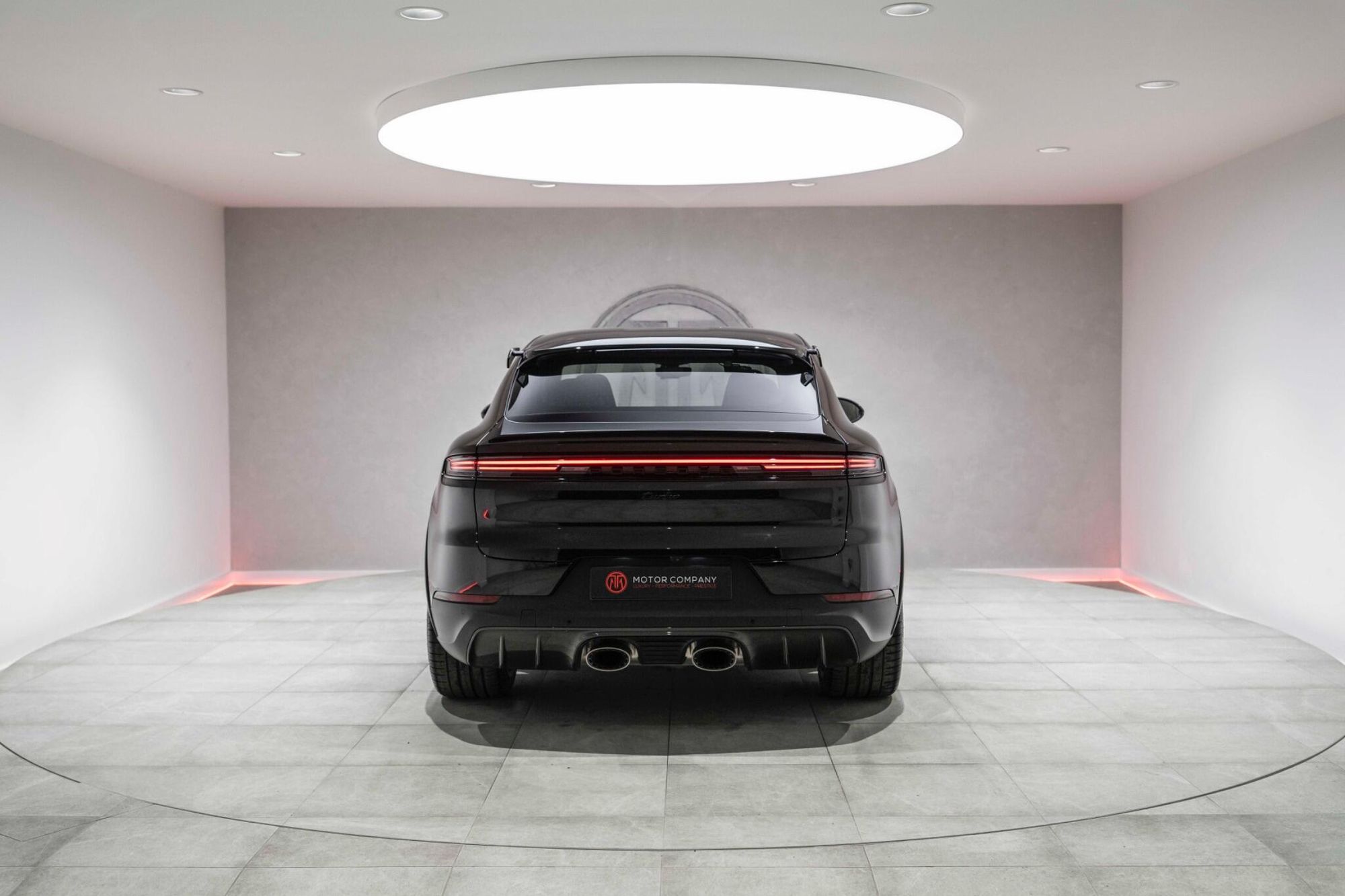 PORSCHE CAYENNE COUPE Turbo E-Hybrid 5dr Tiptronic S for sale UK - Slide 9