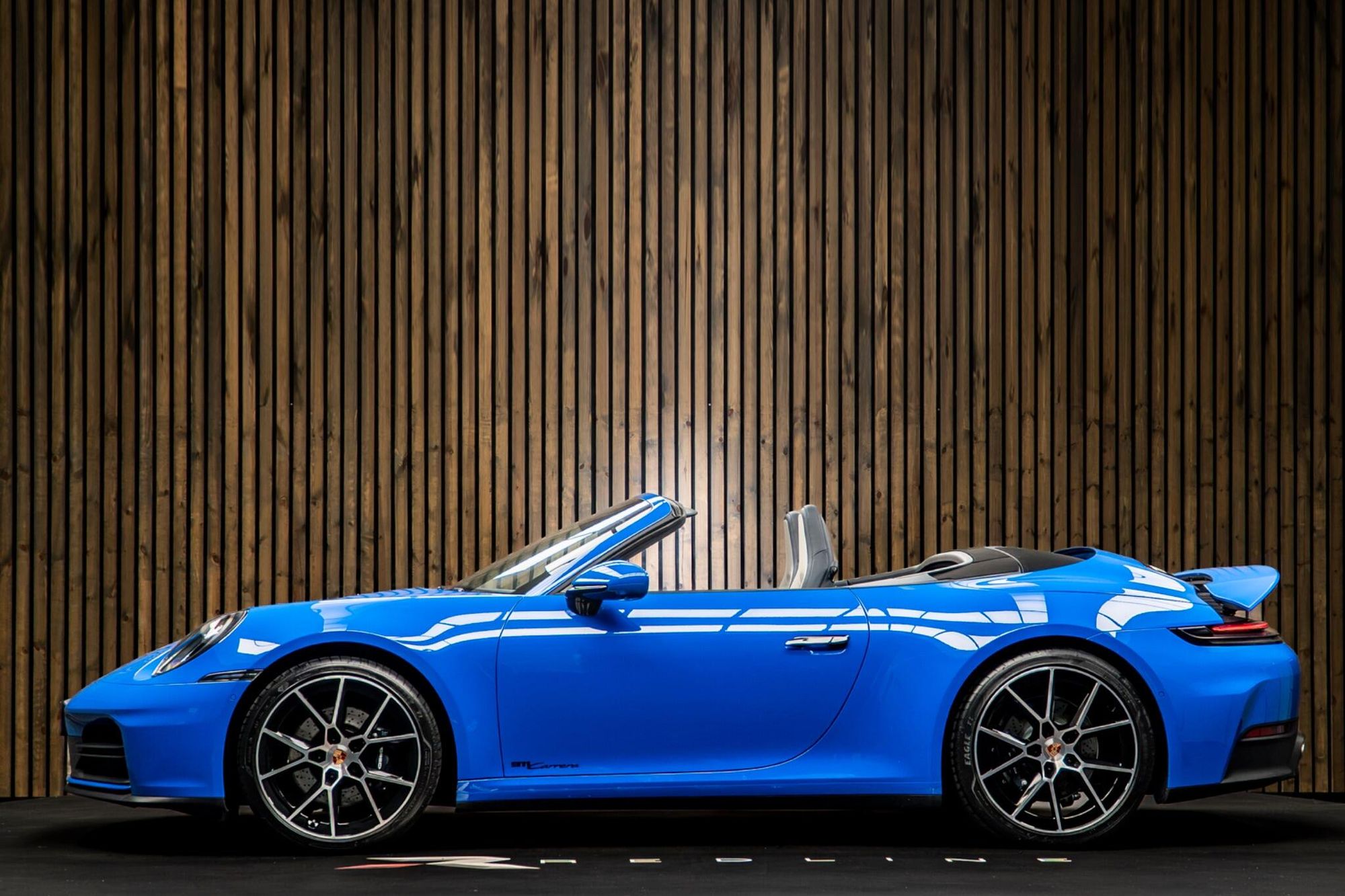 PORSCHE 911 [992] CARRERA CABRIOLET 2dr PDK for sale UK - Slide 7