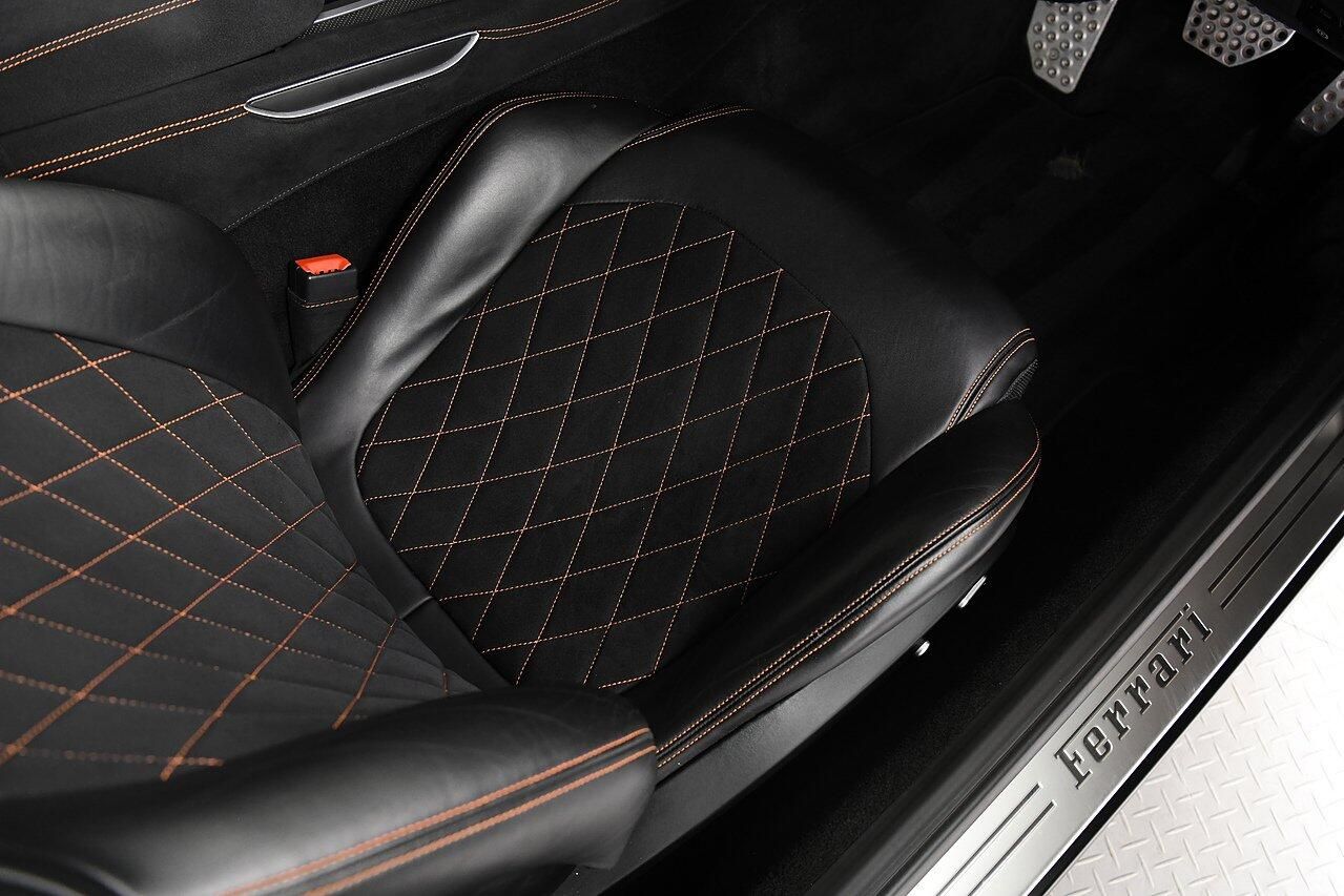 FERRARI GTC4 LUSSO COUPE T 2dr Auto for sale UK - Slide 10