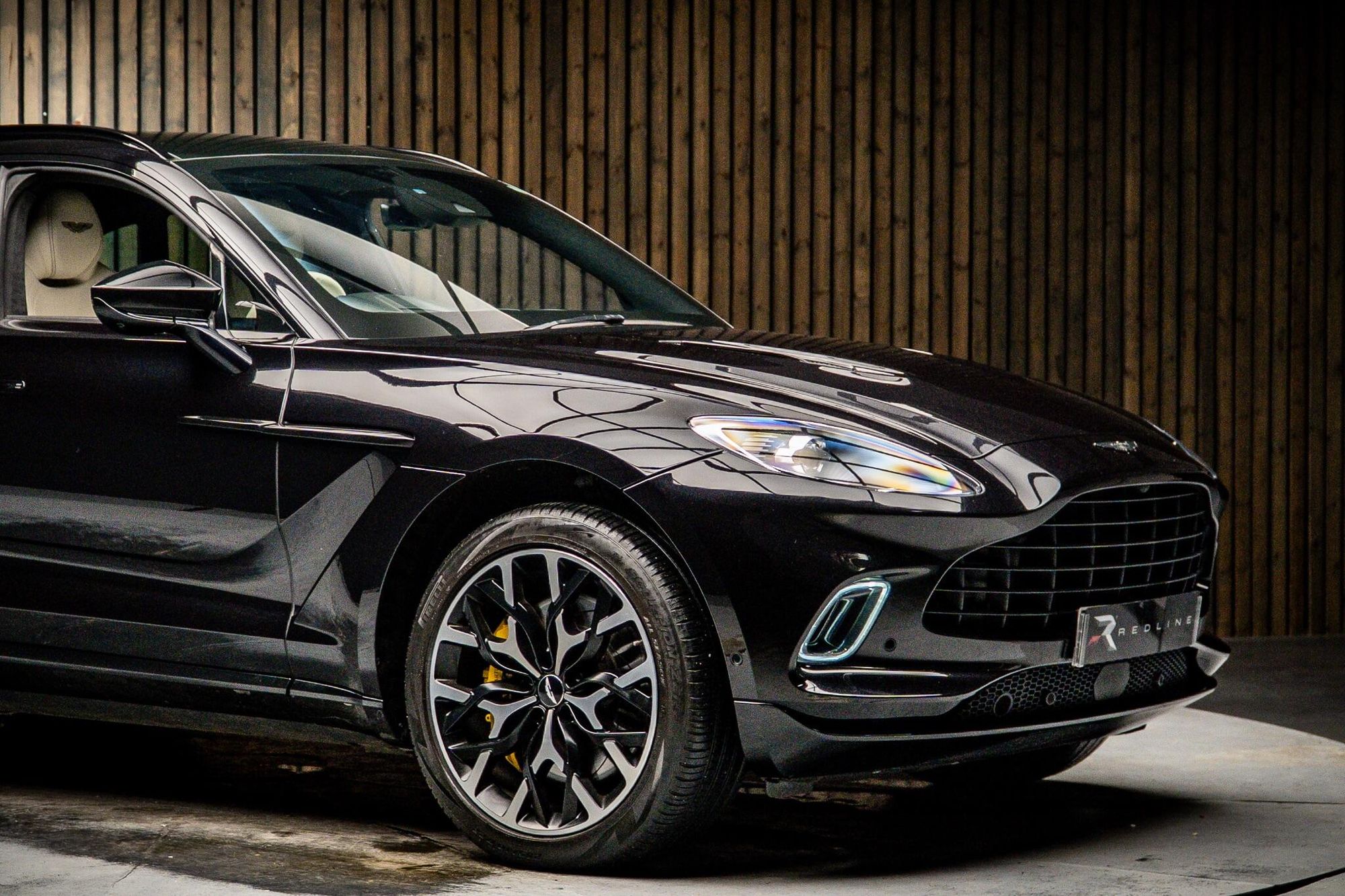 ASTON MARTIN DBX ESTATE V8 DBX707 5dr Touchtronic for sale UK - Slide 10