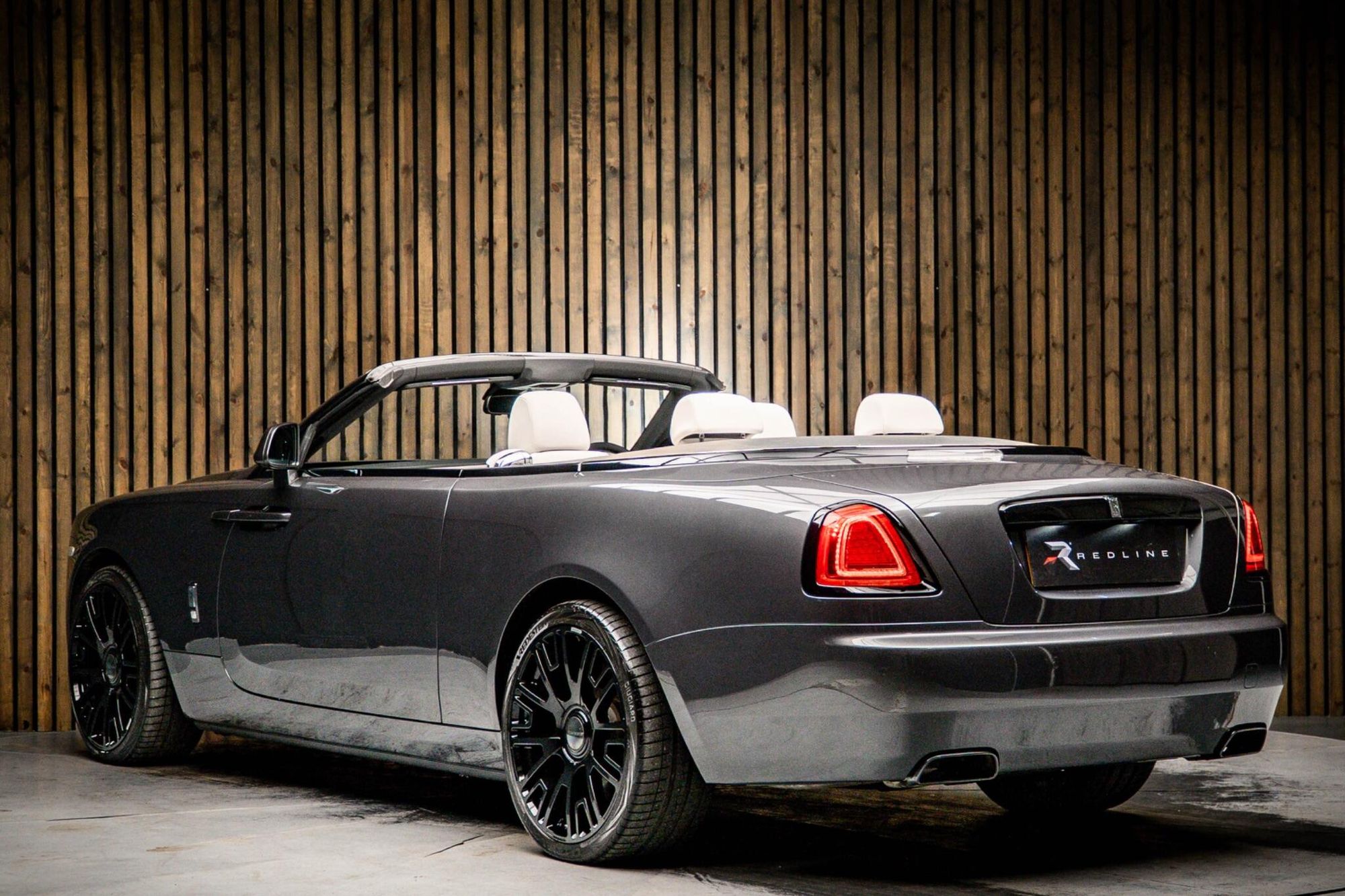 ROLLS-ROYCE DAWN CONVERTIBLE 2dr Auto for sale UK - Slide 3