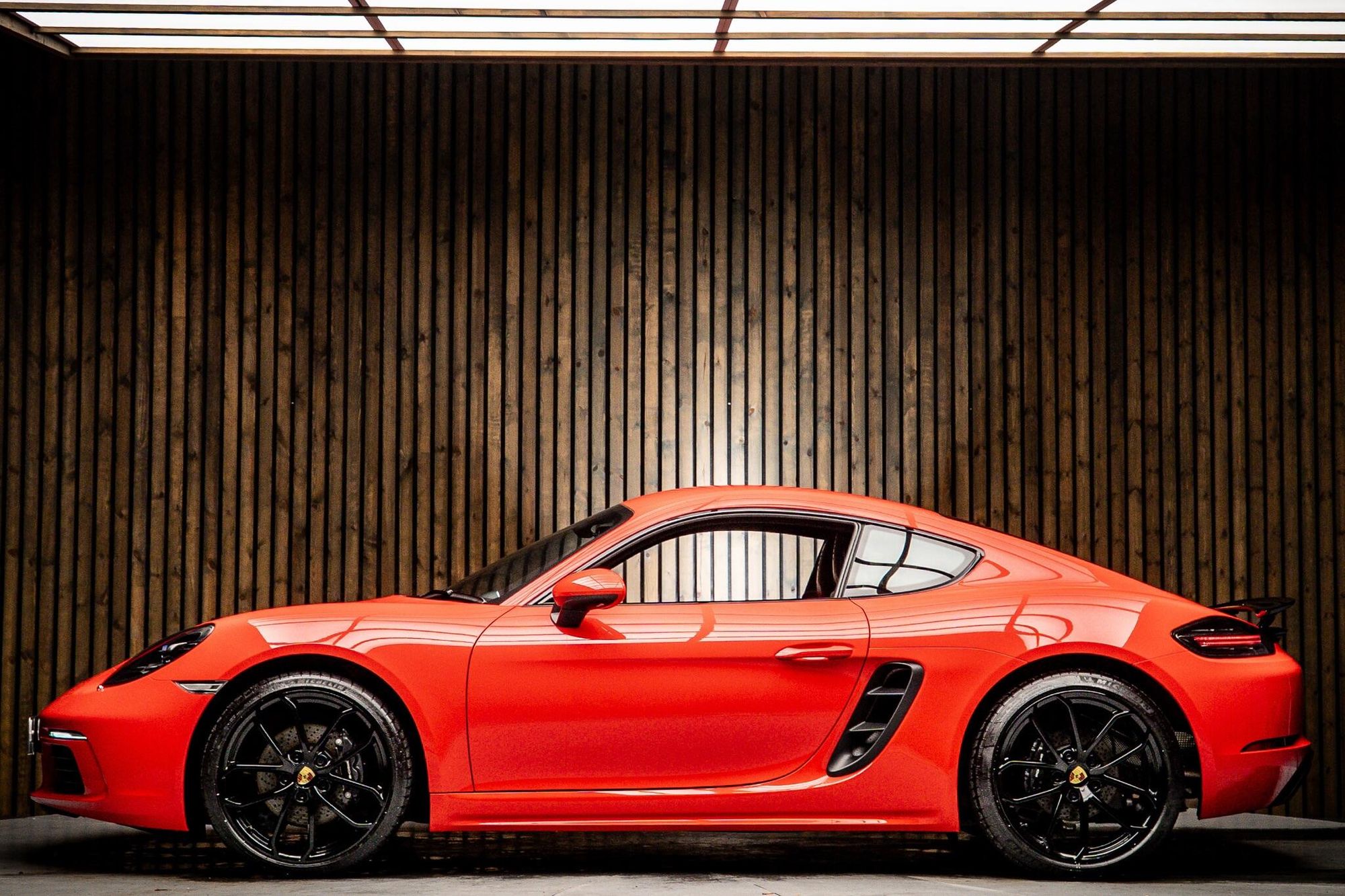 PORSCHE CAYMAN 718 COUPE SPECIAL EDITION 2.0 Style Edition 2dr PDK for sale UK - Slide 7