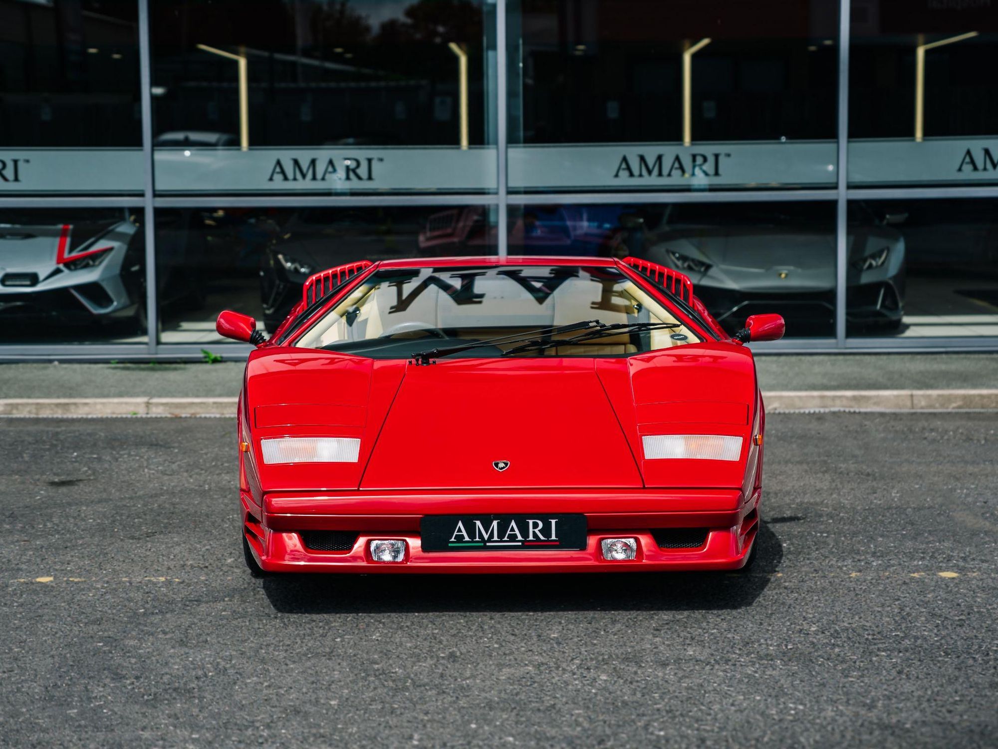 LAMBORGHINI COUNTACH COUPE 5.2 Anniversary 2dr for sale UK - Slide 9