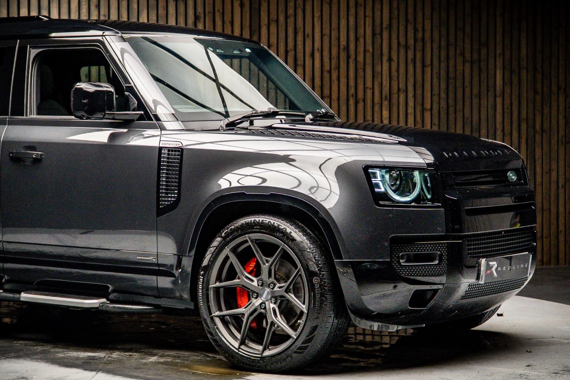 LAND ROVER DEFENDER ESTATE 2.0 P400e X 110 5dr Auto for sale UK - Slide 10