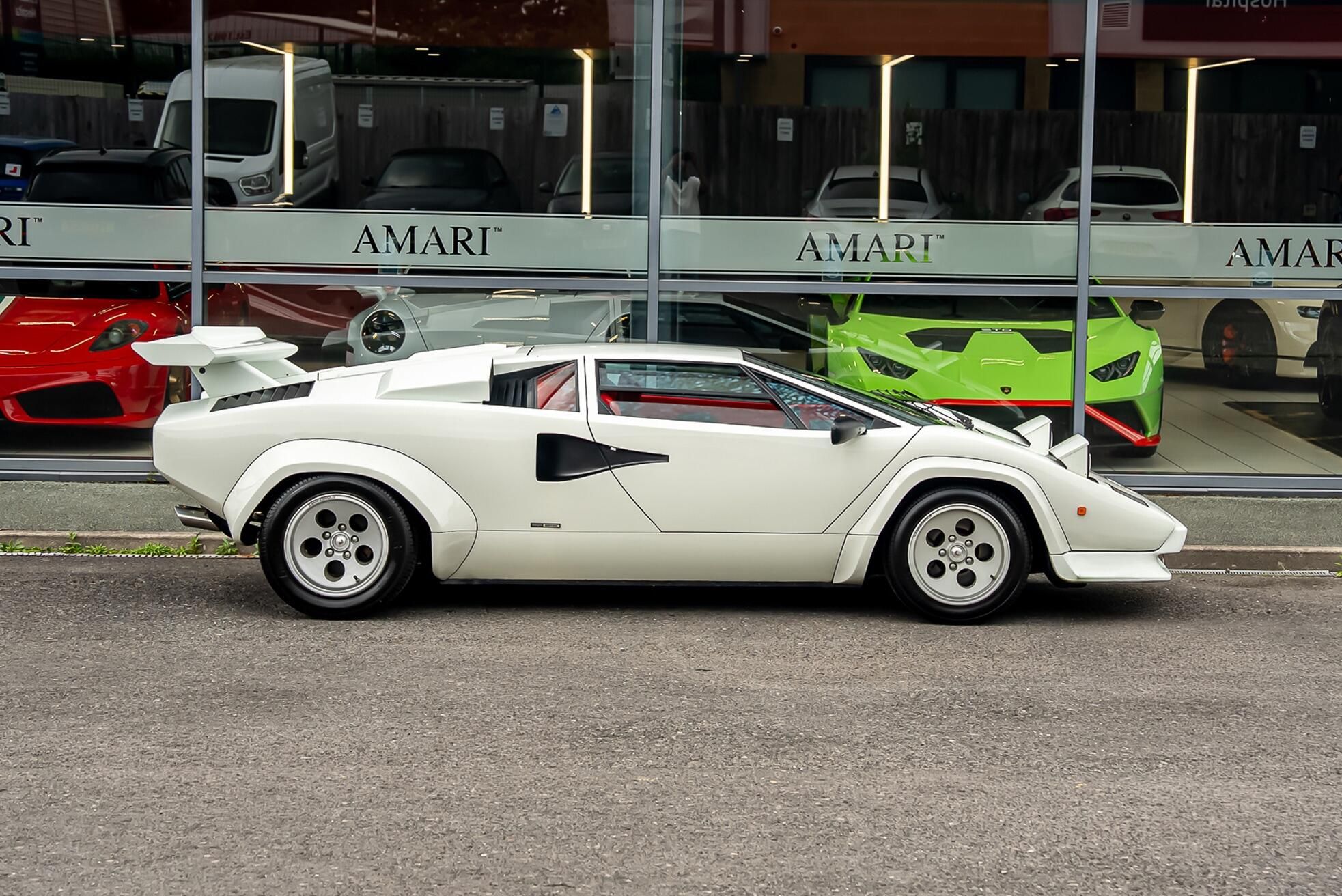 LAMBORGHINI COUNTACH COUPE 5.2 Anniversary 2dr for sale UK - Slide 3