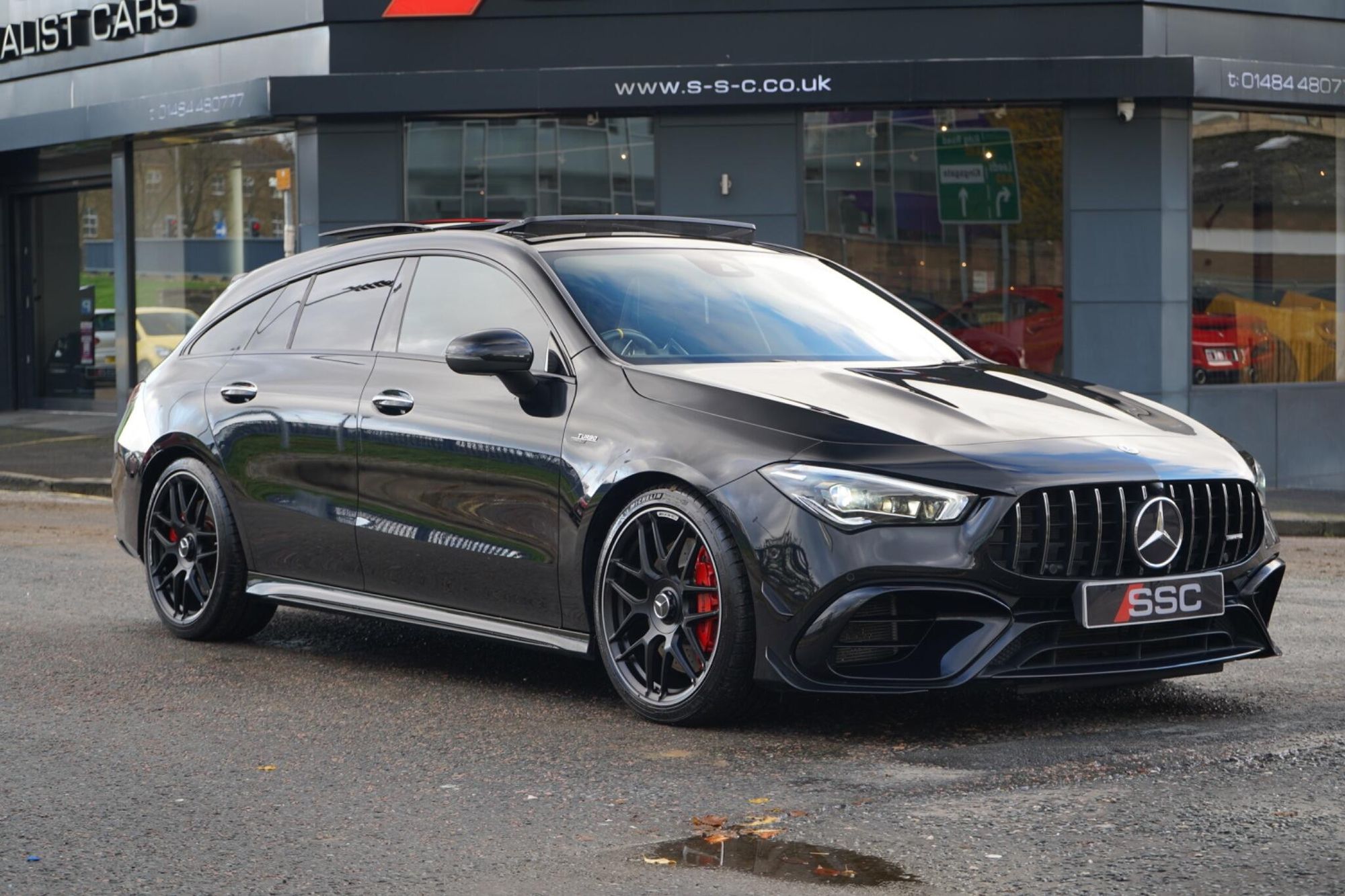 MERCEDES-BENZ CLA AMG SHOOTING BRAKE CLA 45 S 4Matic+ Plus 5dr Tip Auto for sale UK - Slide 4