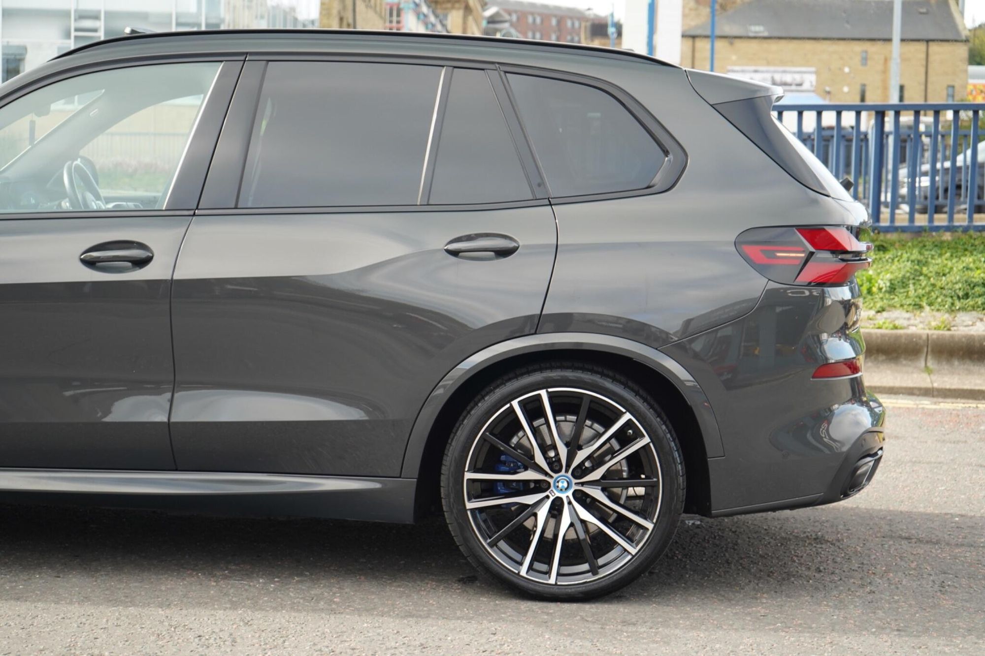 BMW X5 ESTATE xDrive50e M Sport 5dr Auto for sale UK - Slide 10