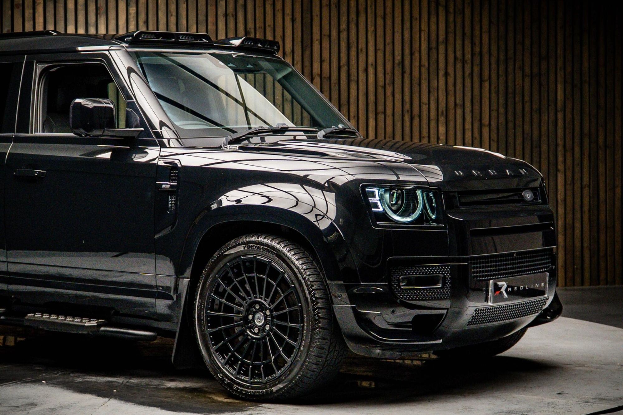 LAND ROVER DEFENDER ESTATE SPECIAL EDITIONS 2.0 P400e XS Edition 110 5dr Auto for sale UK - Slide 9