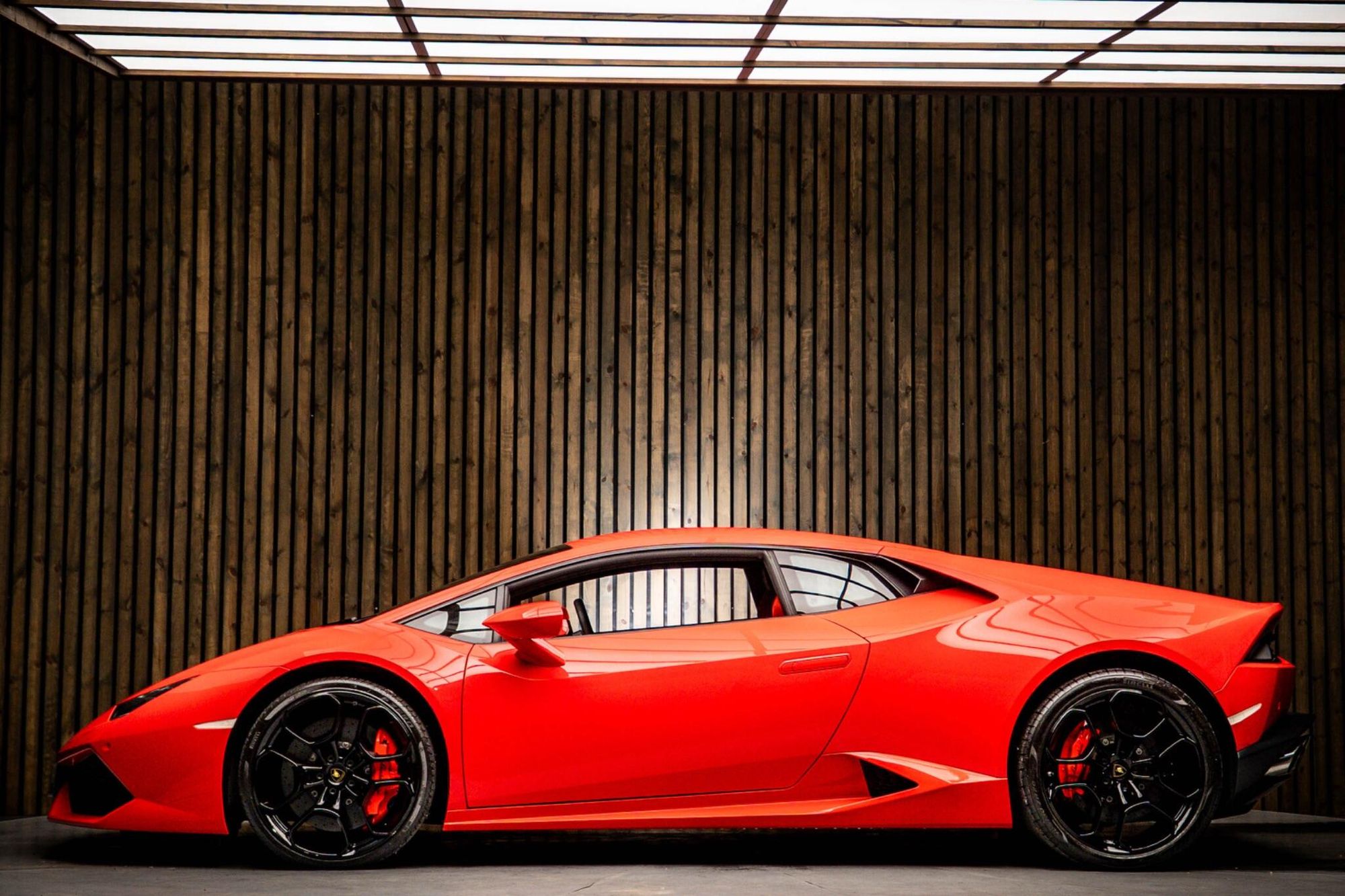 LAMBORGHINI HURACAN COUPE LP 610-4 2dr LDF for sale UK - Slide 7