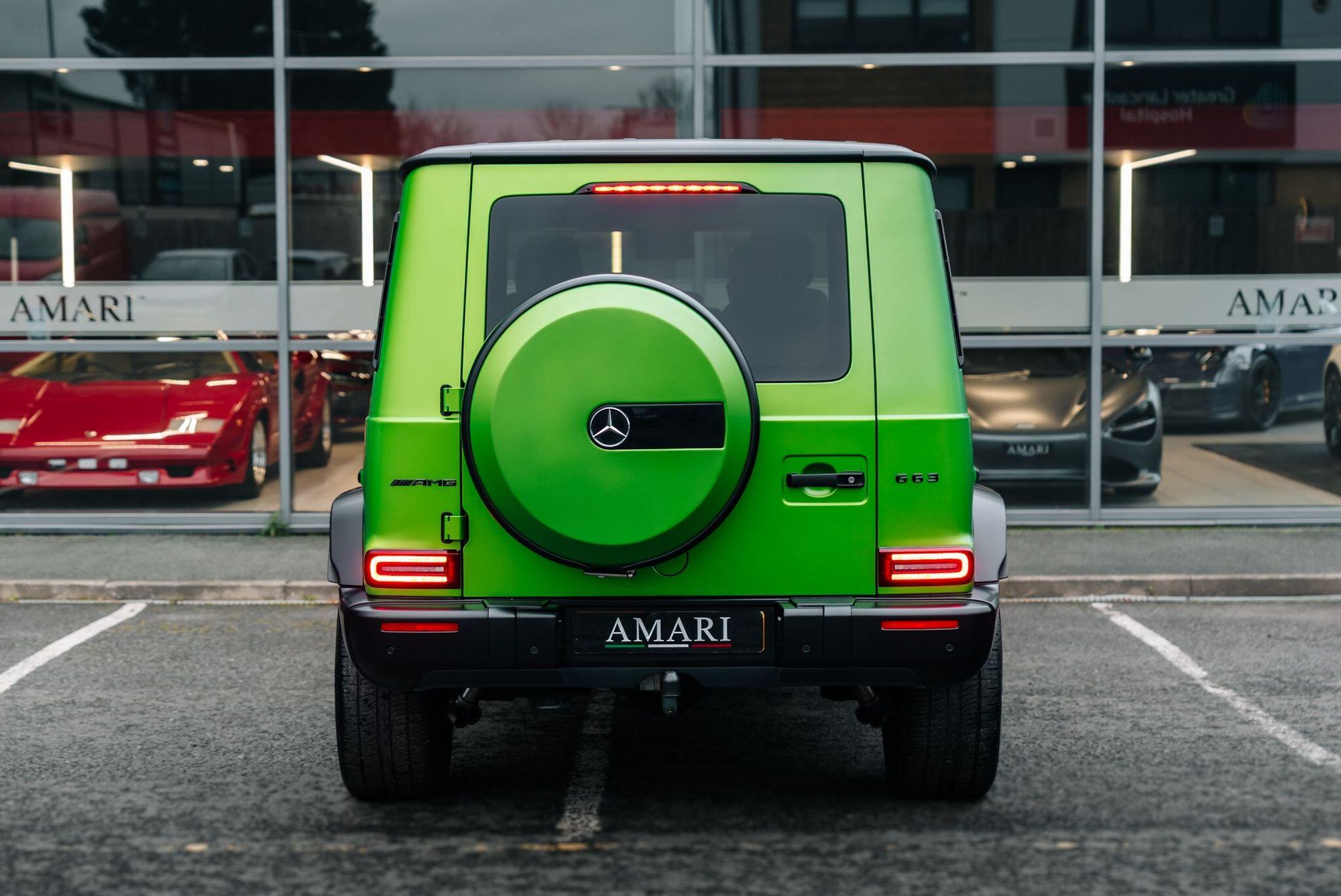 MERCEDES-BENZ G CLASS AMG STATION WAGON SPECIAL EDITIONS G63 Carbon Edition 5dr 9G-Tronic for sale UK - Slide 7