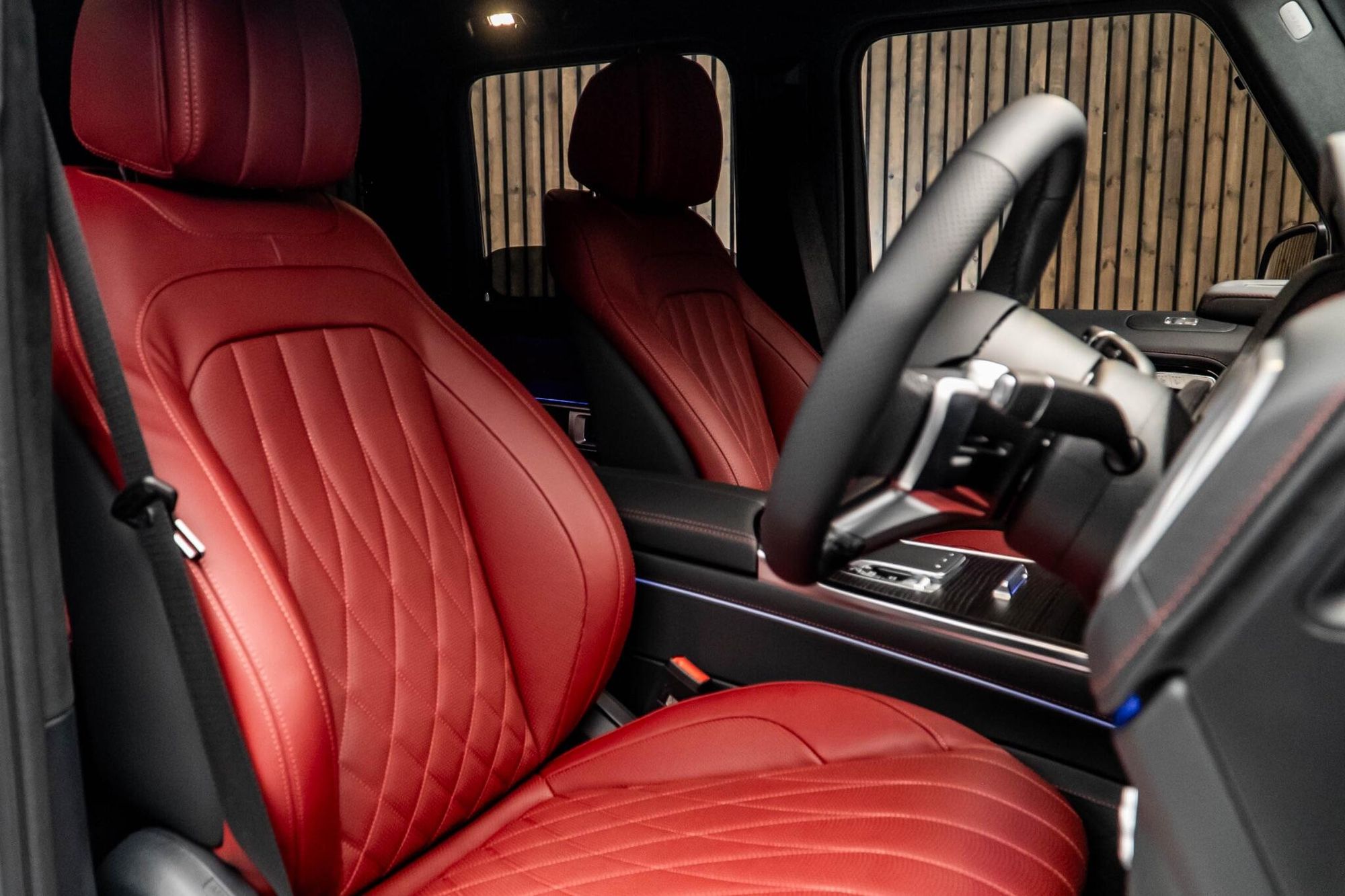 MERCEDES-BENZ G CLASS DIESEL STATION WAGON G450d AMG Line Premium Plus 5dr 9G-Tronic for sale UK - Slide 2