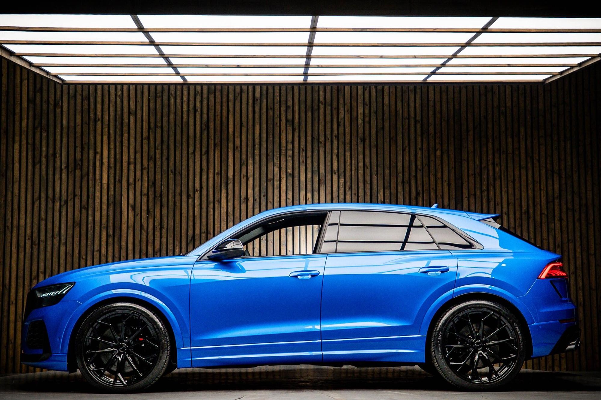 AUDI Q8 ESTATE SQ8 TFSI Quattro 5dr Tiptronic for sale UK - Slide 7