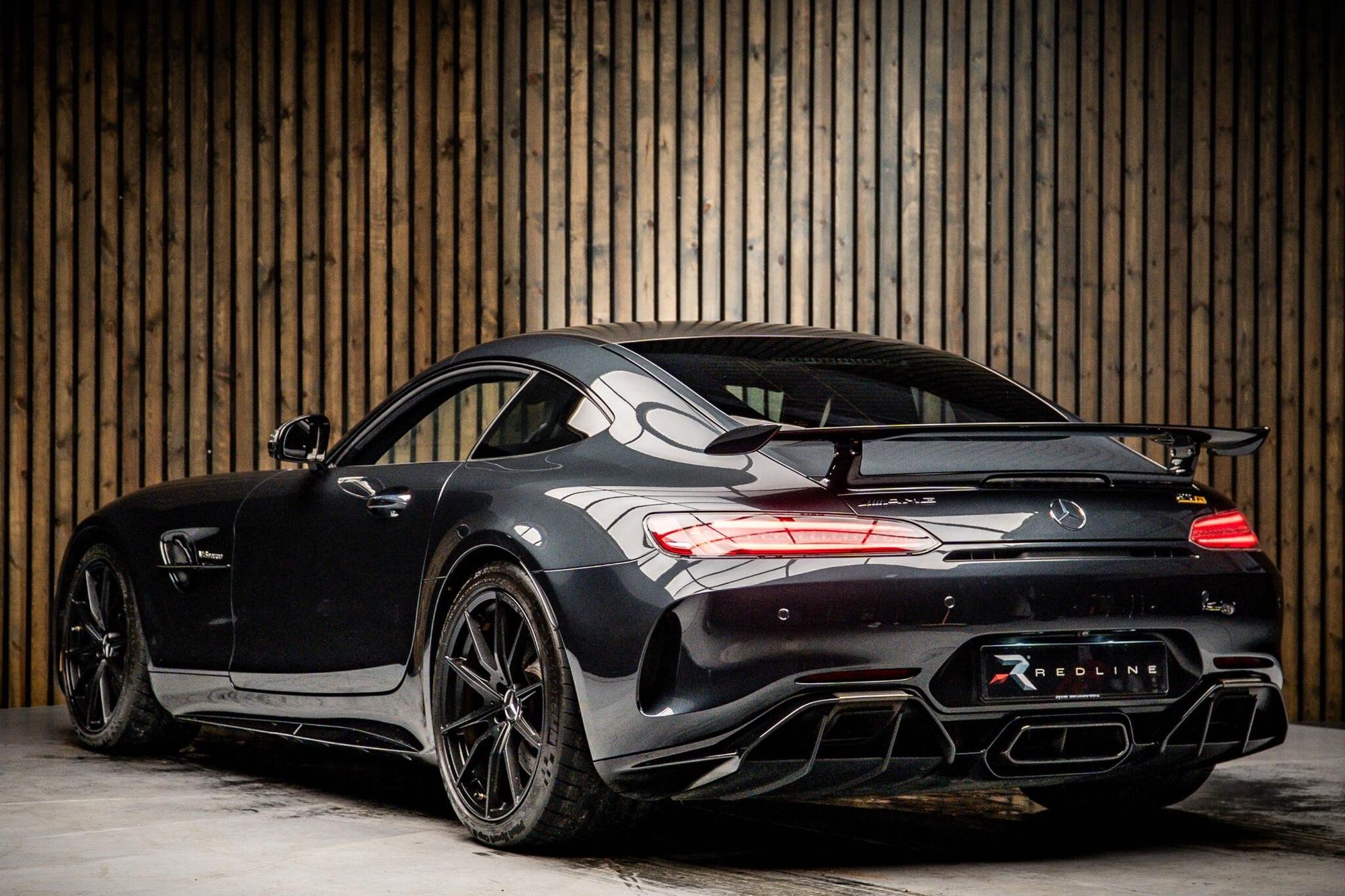 MERCEDES-BENZ AMG GT COUPE GT R Premium 2dr Auto for sale UK - Slide 3