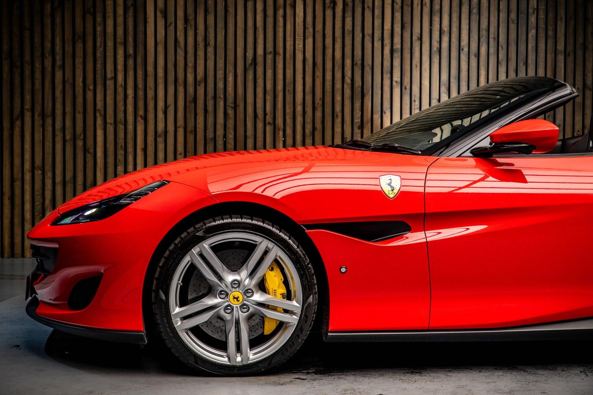 FERRARI PORTOFINO CONVERTIBLE GT 2dr Auto for sale UK - Slide 9