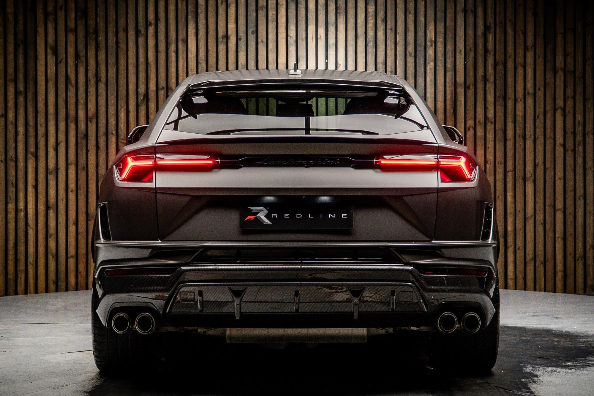 LAMBORGHINI URUS ESTATE 4.0T FSI V8 Performante 5dr Auto for sale UK - Slide 6