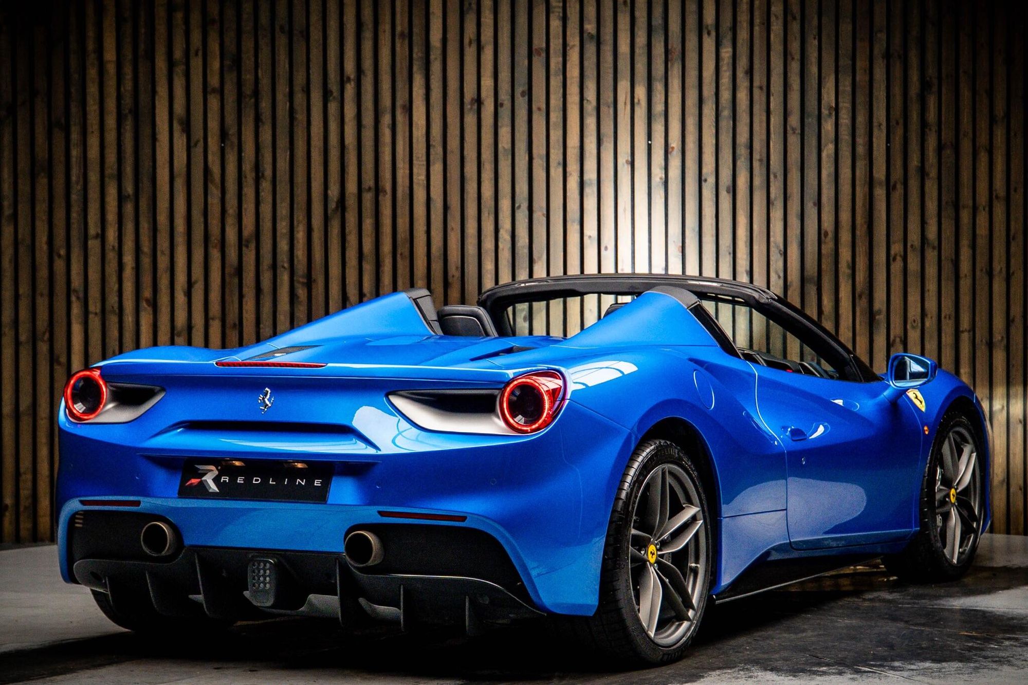 FERRARI 488 CONVERTIBLE Spider 2dr Auto for sale UK - Slide 4