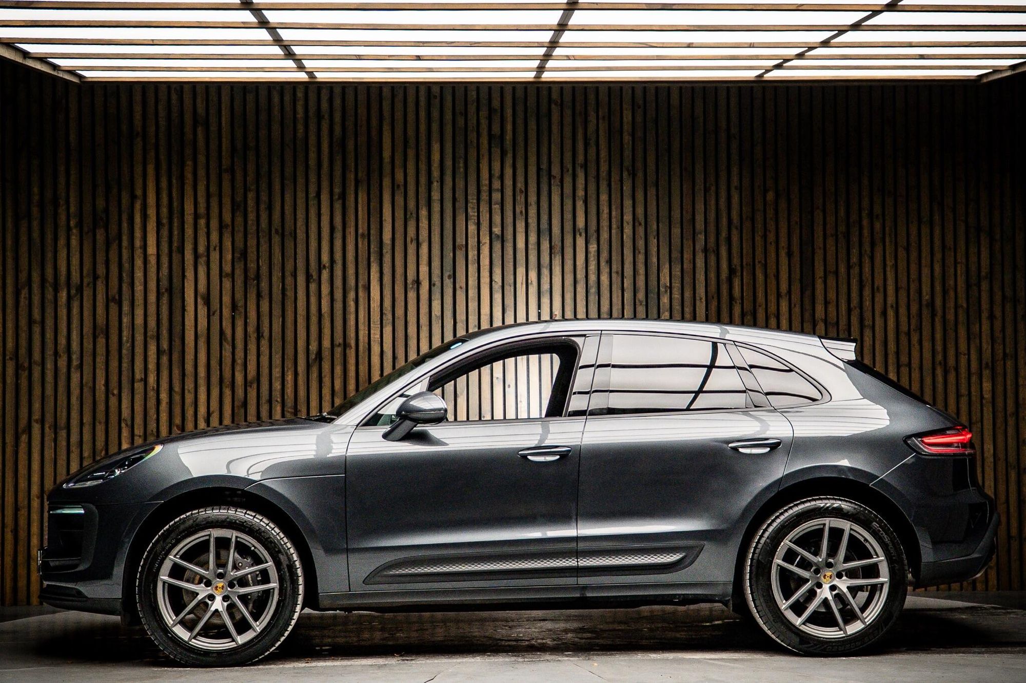 PORSCHE MACAN ESTATE 5dr PDK for sale UK - Slide 7
