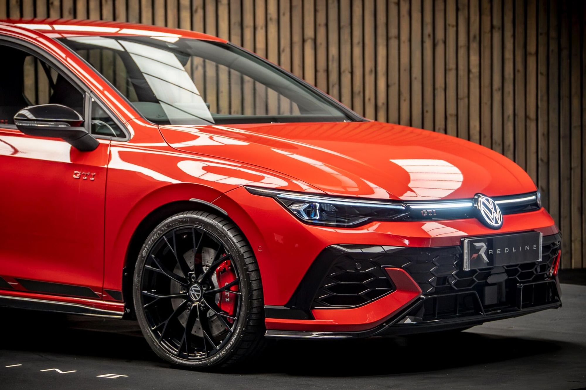 VOLKSWAGEN GOLF HATCHBACK 2.0 TSI 300 GTI Clubsport 5dr DSG for sale UK - Slide 10